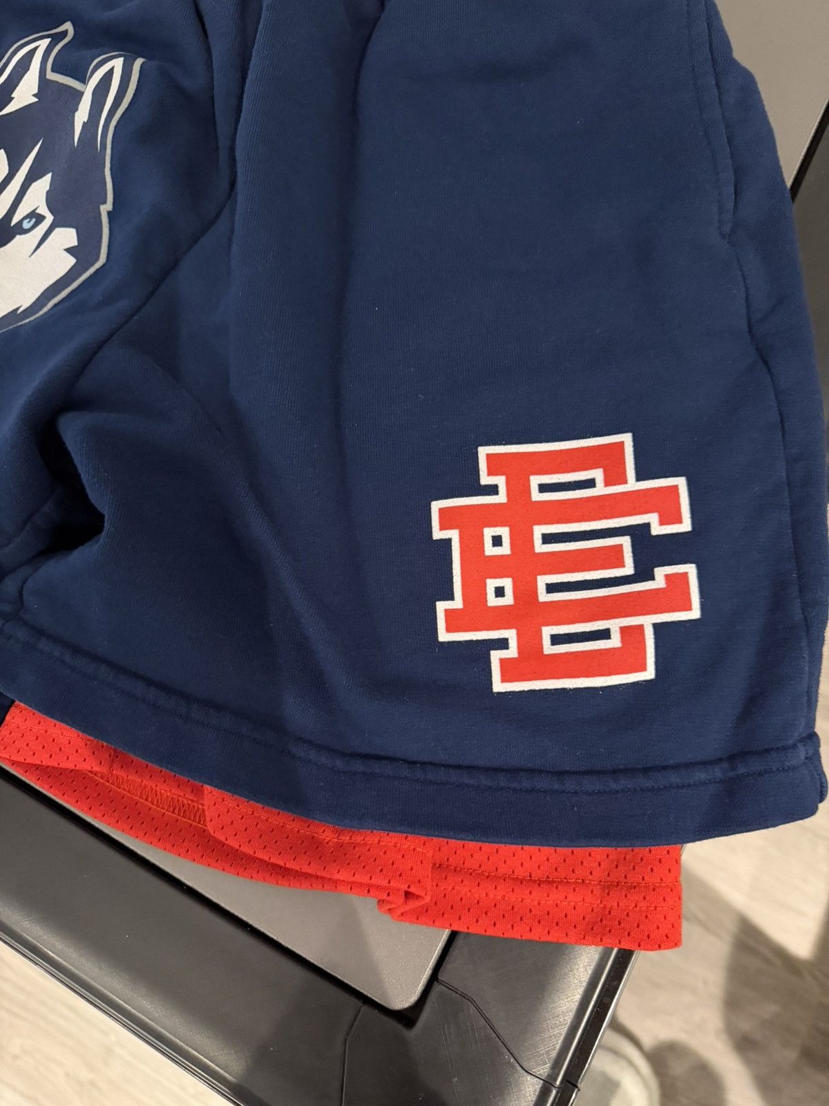 Eric Emanuel NCAA Eric Emanuel UCONN Shorts Size US 32 / EU 48 - 5 Thumbnail