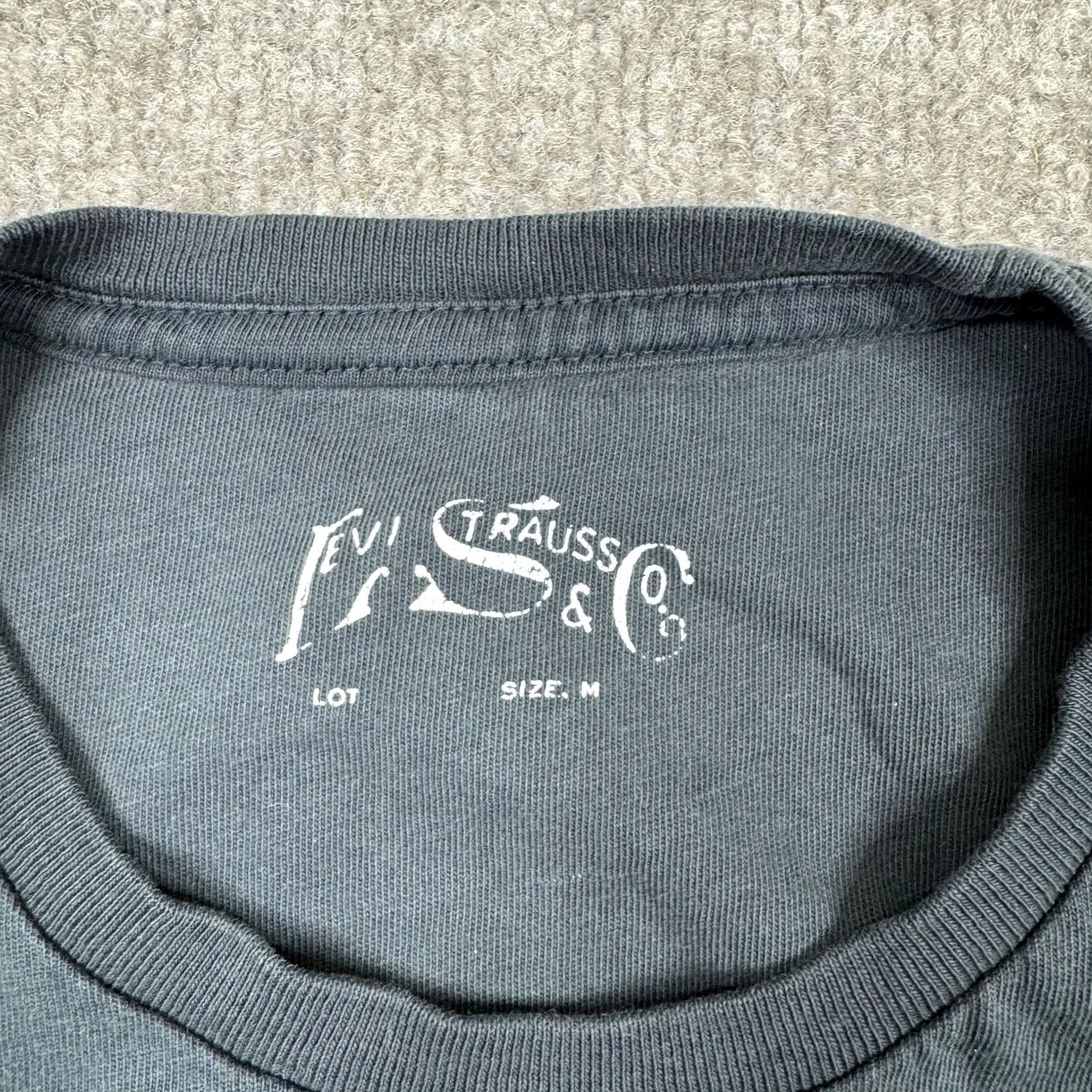 Levi's Levi's T Shirt Mens Medium Black Short Sleeve Casual Adults Strauss Denim Tee Size US M / EU 48-50 / 2 - 3 Thumbnail