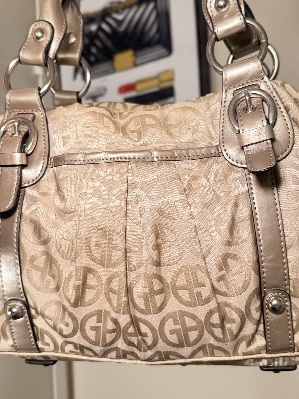 Giani Bernini Vintage Giani Bernini Gold Tan Monogram Handbag Size ONE SIZE - 10 Thumbnail