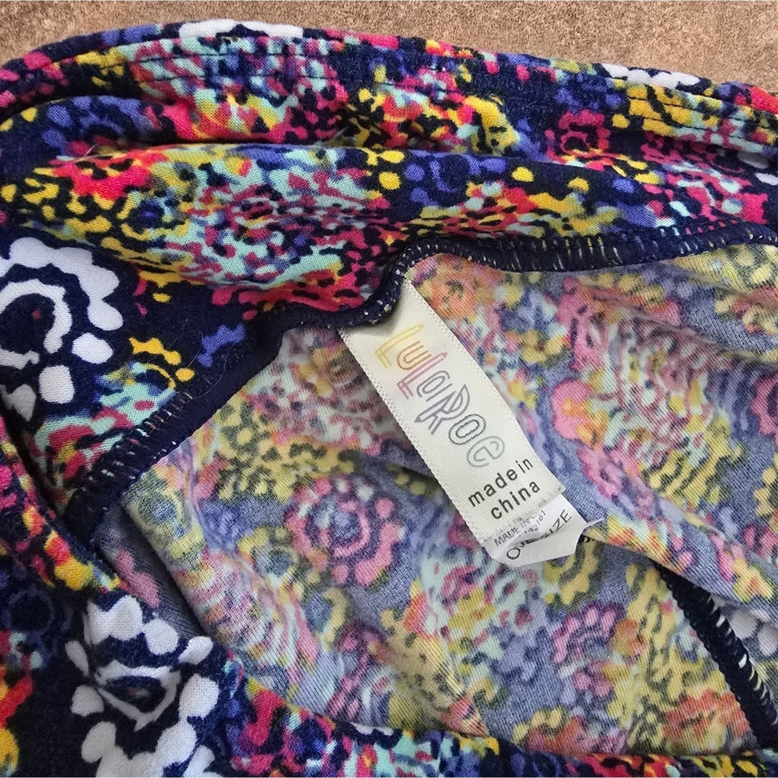 Other Multicolored Sunflower | LULAROE | High Waisted Legging Size 30" / US 8 / IT 44 - 3 Thumbnail
