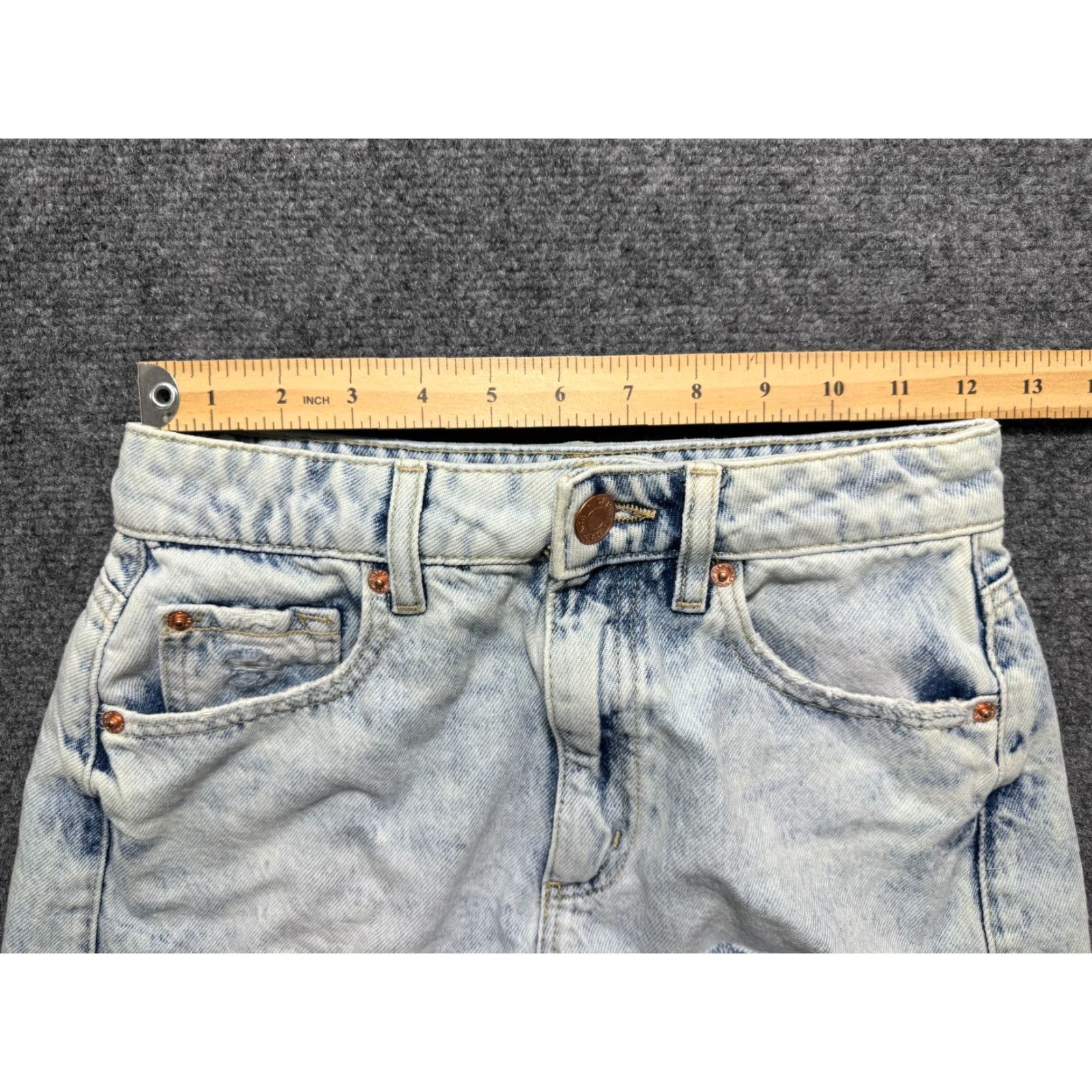 Garage Garage Denim Distressed Ripped Mom Women's Jean Shorts Size 0 Light Blue Size 42" / US 20 - 5 Thumbnail