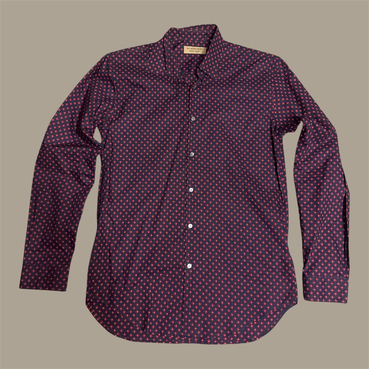 Burberry Burberry long sleeve button up Size US S / EU 44-46 / 1 - 1 Thumbnail