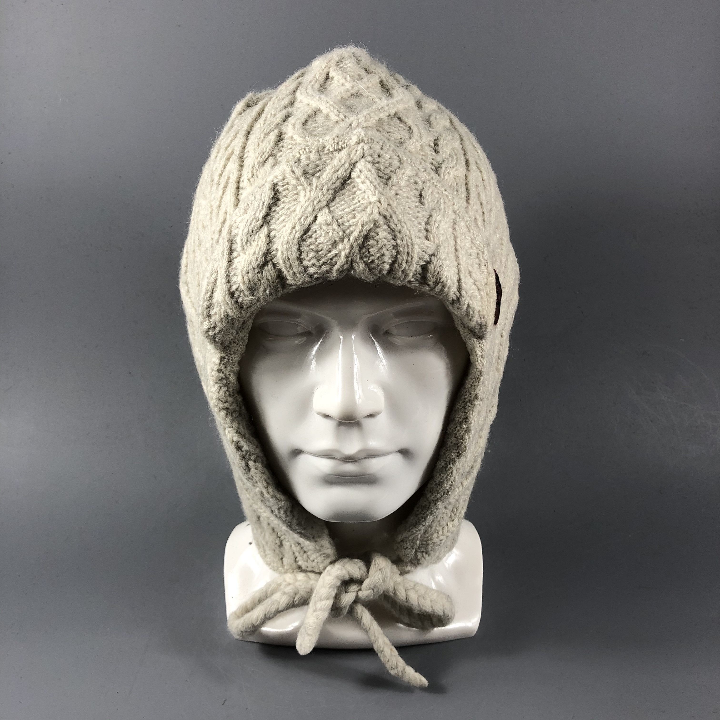 Vintage Pylon Cable Knit Visor Earflap Beanie Snowcap Snow Hat B756 Size ONE SIZE - 2 Thumbnail