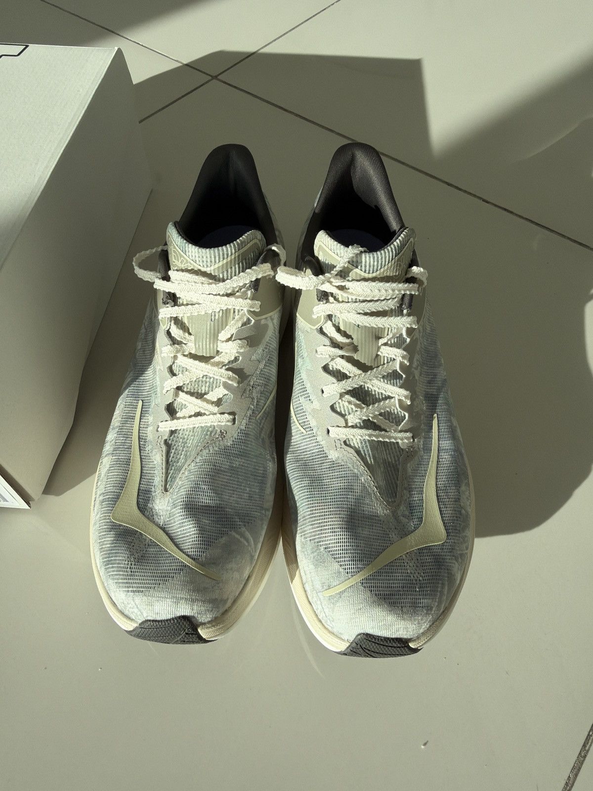 John Elliott HOKA x John Elliot Size US 11.5 / EU 44-45 - 2 Thumbnail