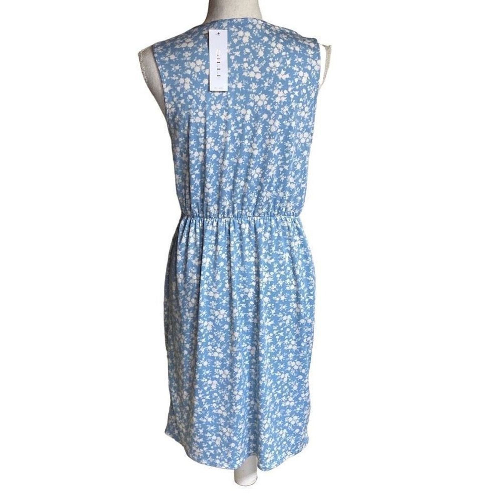 Other Gilli light Blue & White Floral Wrap Midi Dress Size Medium Size M / US 6-8 / IT 42-44 - 2 Thumbnail
