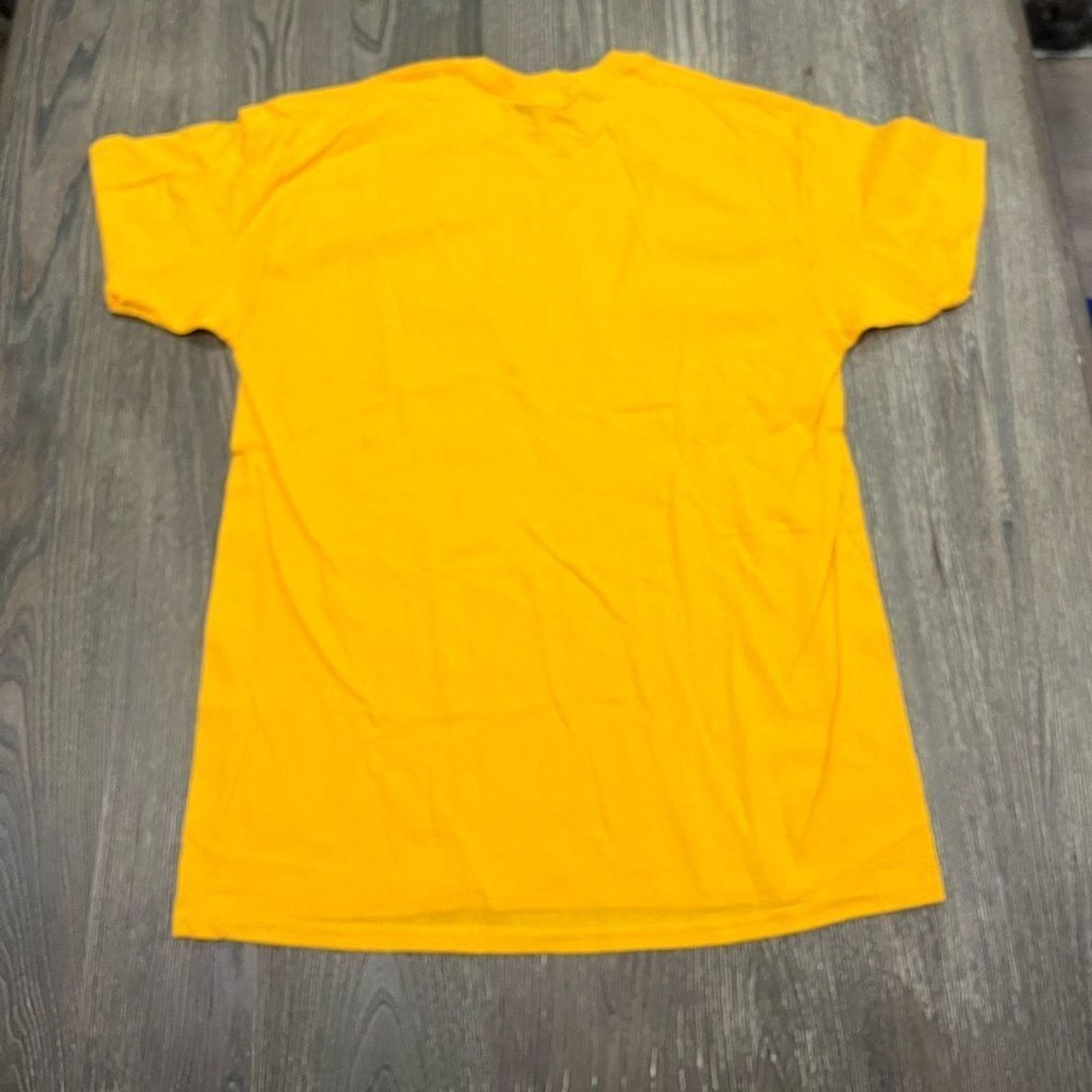 Gildan NWOT Gildan NBA 2 Pack Mens Shirts Crewneck Short Sleeve L Size US L / EU 52-54 / 3 - 5 Thumbnail