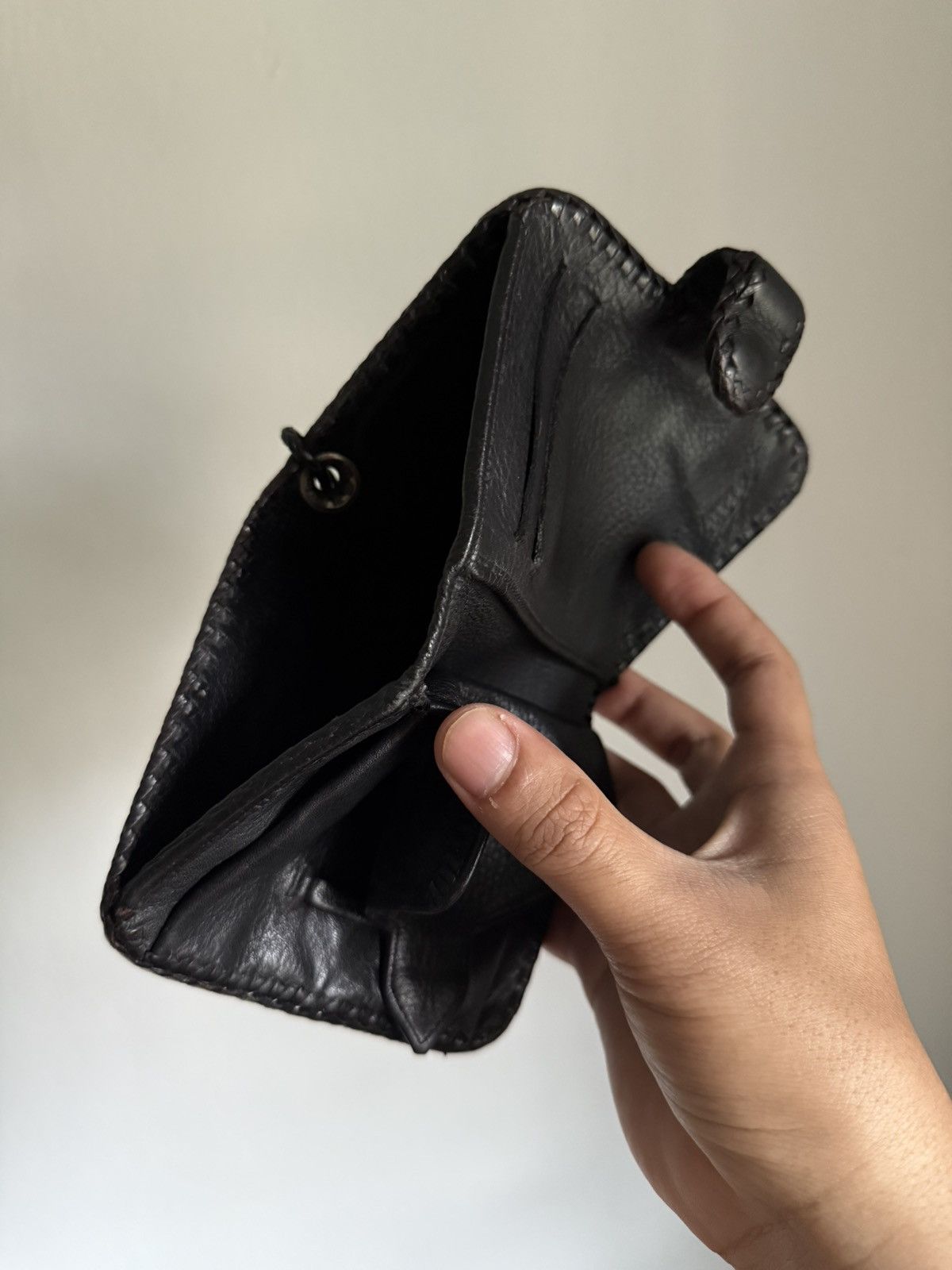 Japanese Brand black stingray leather biker wallet featuring a gothic cross Size ONE SIZE - 7 Thumbnail