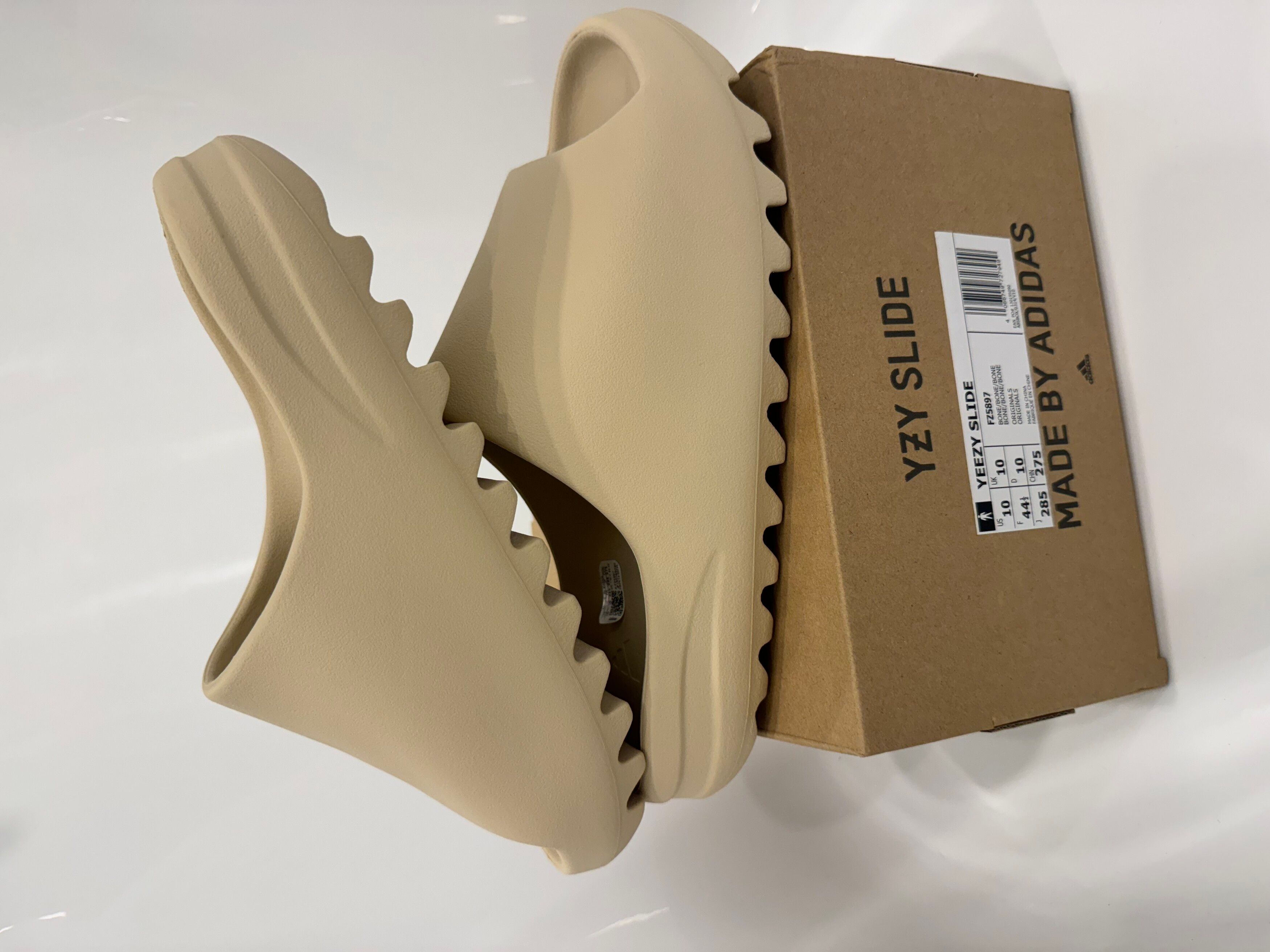 Adidas YEEZY SLIDE size10 (Bone restock 2022-2023)🔥100%Authentic🔥 |  Grailed