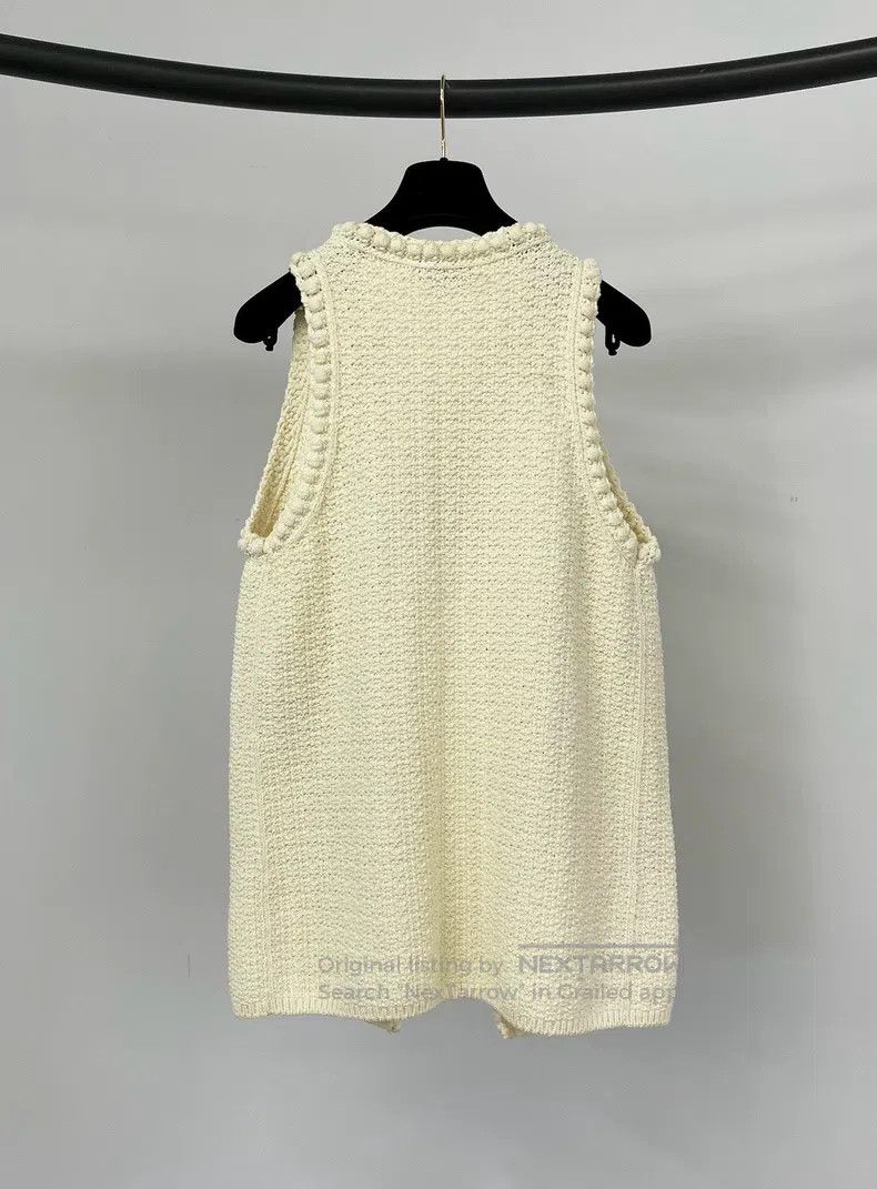 Chanel Chanel White knitted vest jacket Size XXS / US 00 / IT 34 - 2 Thumbnail