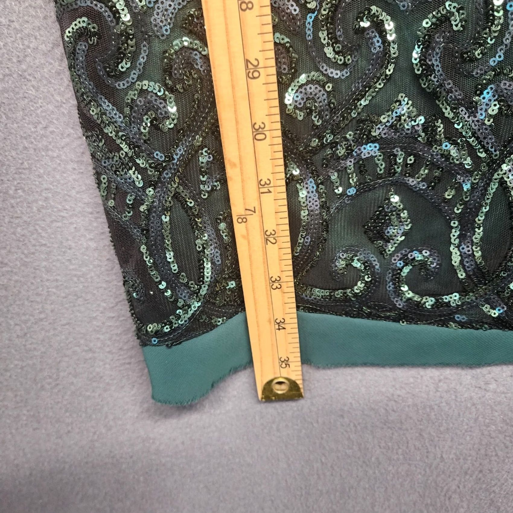 Vince Camuto Vince Camuto Womens Sequin Dress Green Size 4 Sheath Short Sleeve Knee Length Zip Holiday Evening Womens Size S / US 4 / IT 40 - 5 Thumbnail