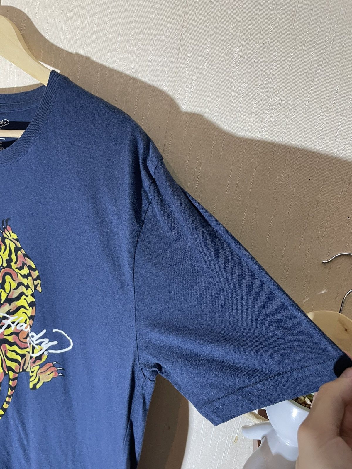 Ed Hardy × Vintage Ed hardy vintage streetwear T shirt Size US XL / EU 56 / 4 - 4 Thumbnail