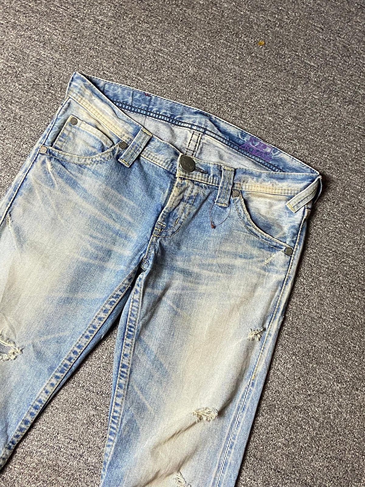 Japanese Brand × Vintage Vintage Rodeo Crowns Distressed Denim Ripped Jeans (122) Size US 32 / EU 48 - 6 Thumbnail