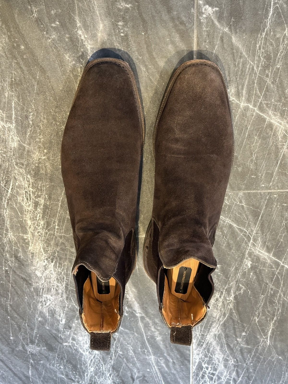 Allen Edmonds Suede Liverpool Chelsea Boots Size US 10 / EU 43 - 4 Thumbnail