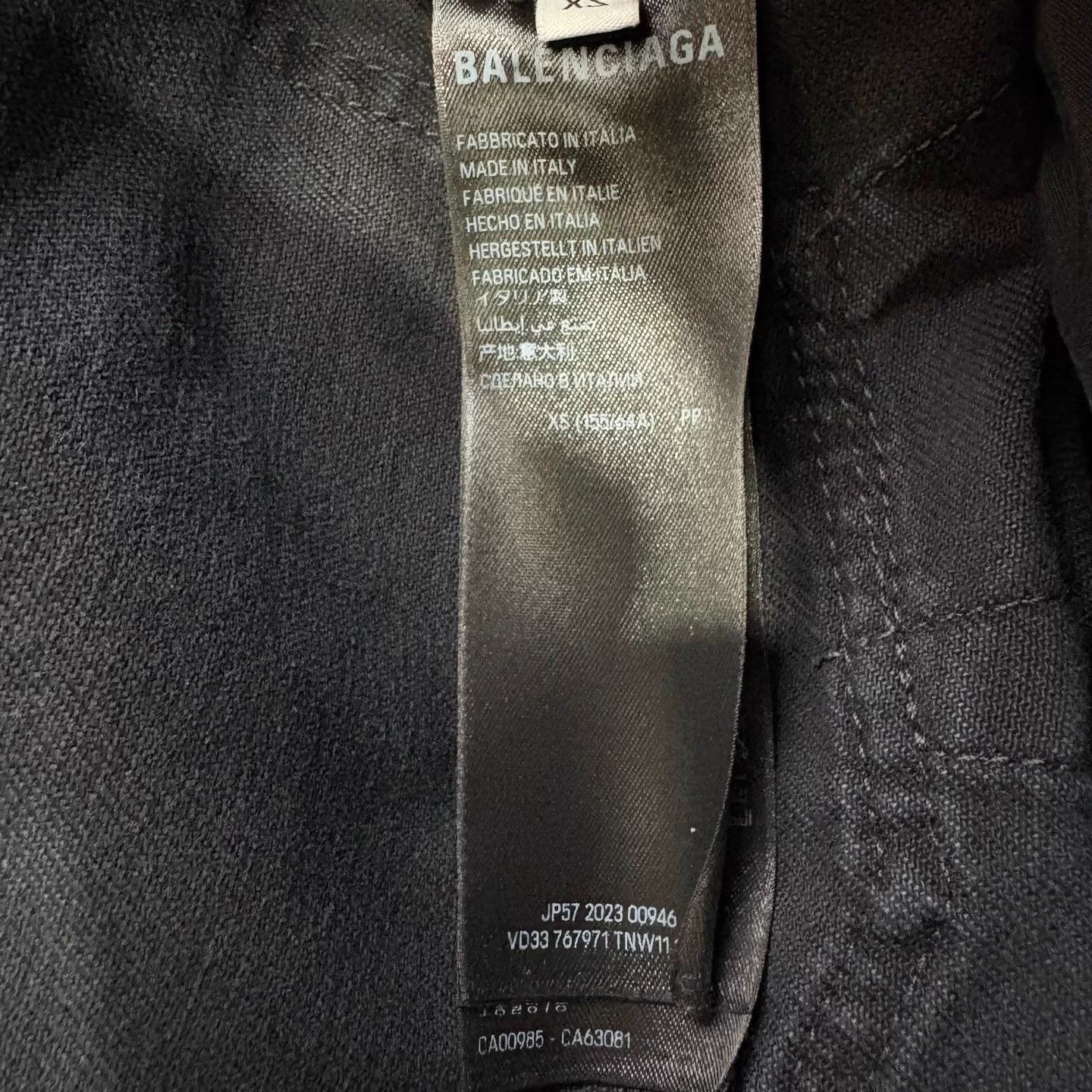 Balenciaga Balenciaga Distressed Tag Denim Jeans XS Size US 26 / EU 42 - 5 Thumbnail
