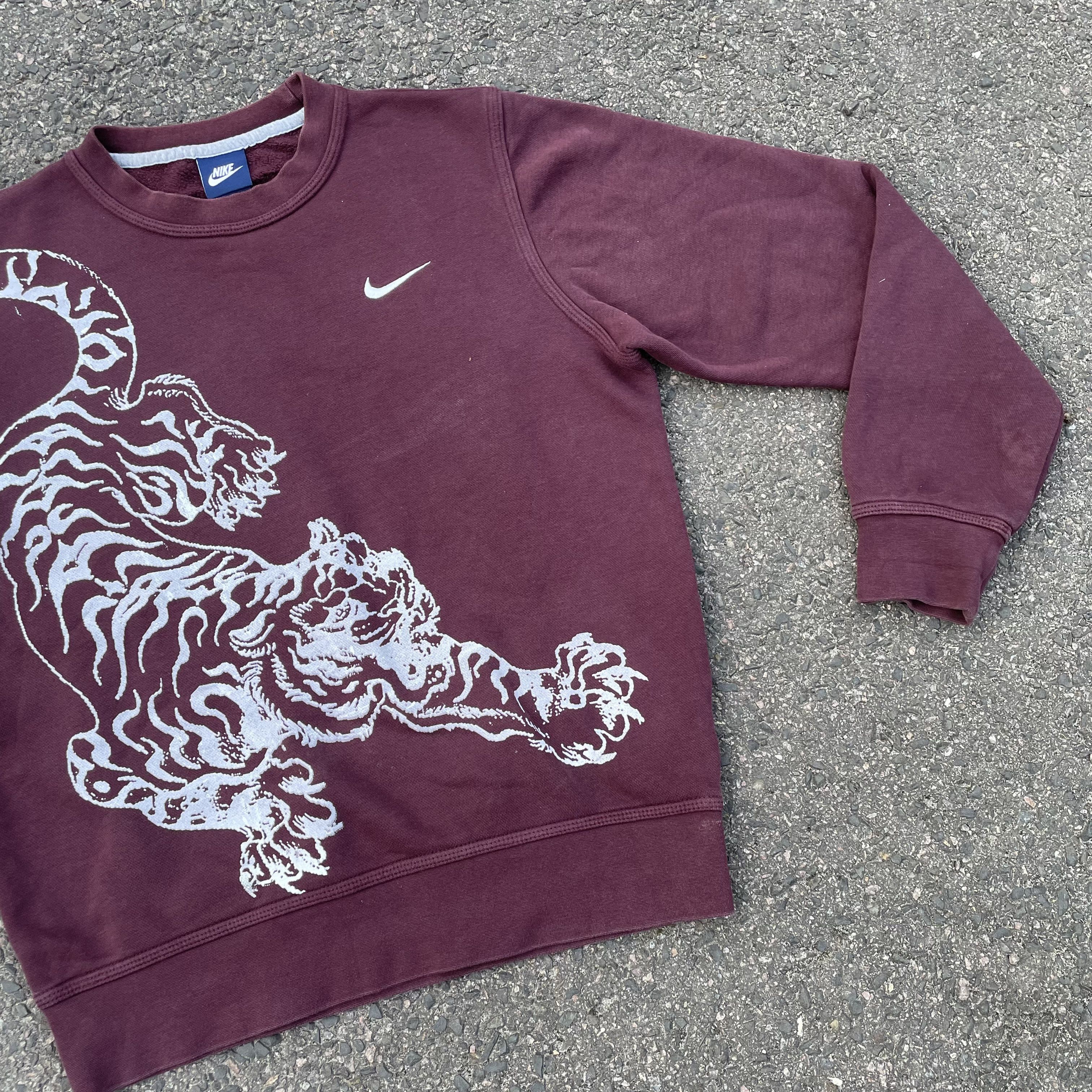 Nike × Vintage Nike Custom Sweatshirt crew neck Tiger Animal opium y2k Size US S / EU 44-46 / 1 - 5 Thumbnail