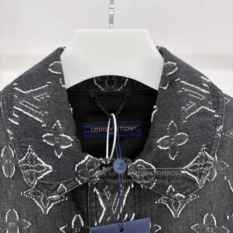 Louis Vuitton Louis Vuitton Embroidered full logo short-sleeved denim sh Size US M / EU 48-50 / 2 - 2 Thumbnail