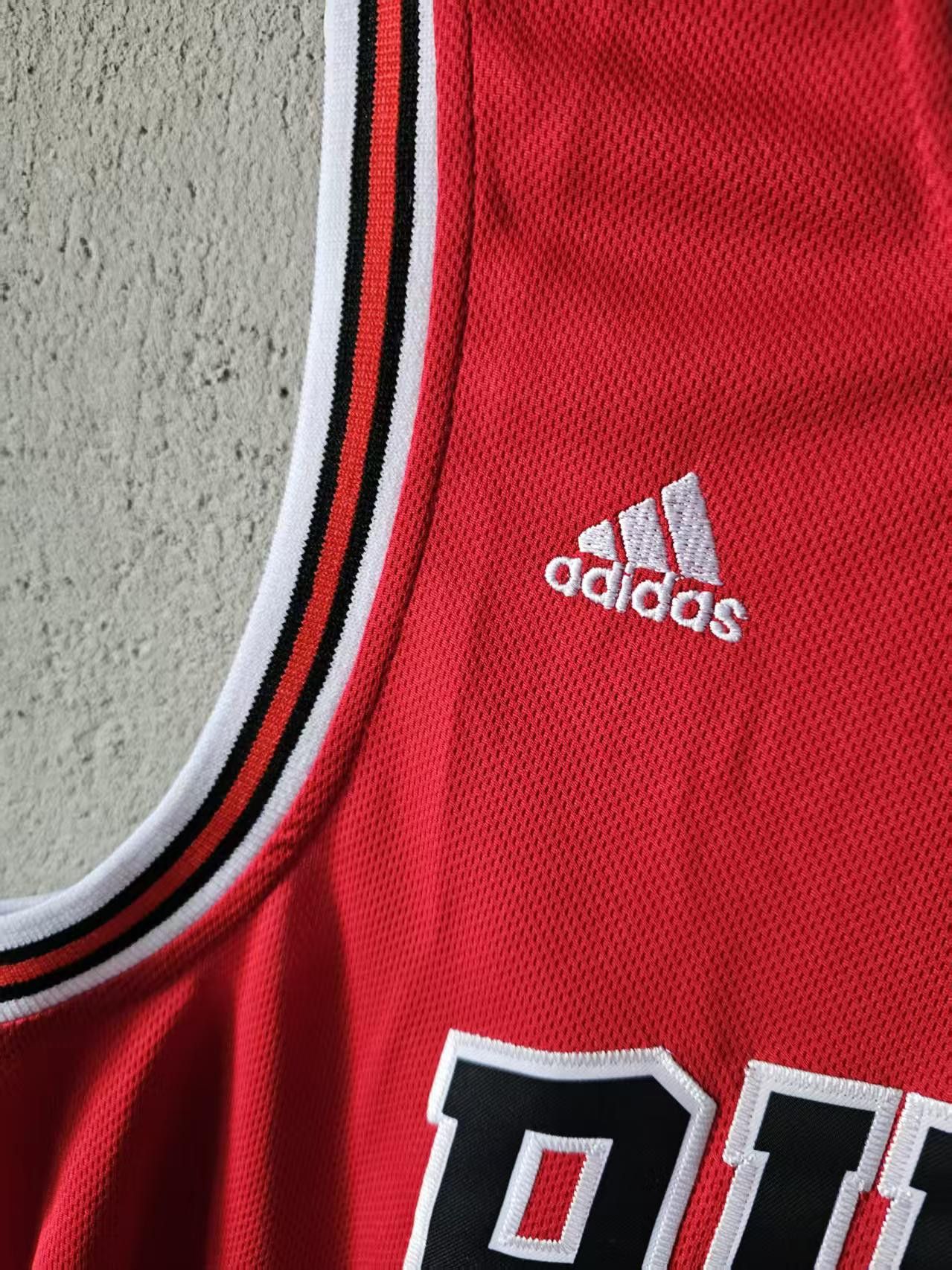 NBA Bulls 1 Derrick Rose Jersey Red Size US S / EU 44-46 / 1 - 4 Thumbnail