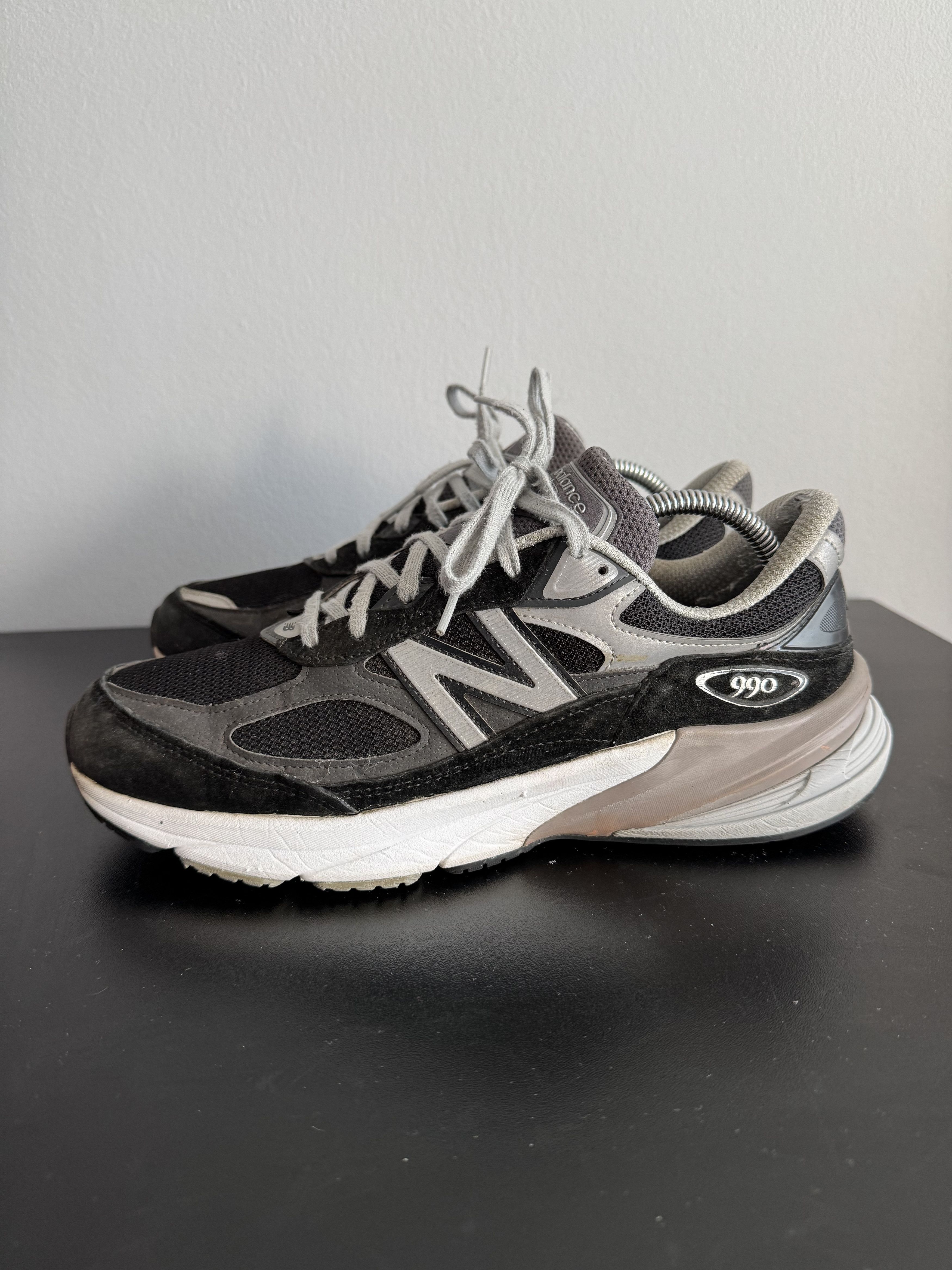 New Balance New Balance 990v6 Black Suede 990 993 Size US 9.5 / EU 42-43 - 1 Thumbnail