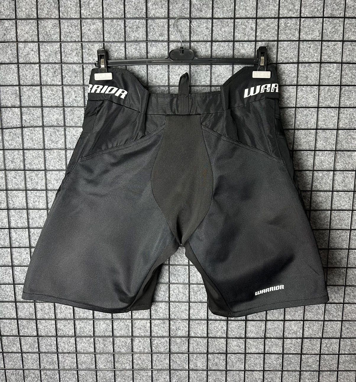 NHL × Warrior Warrior Sportswear Hockey Shorts Size XL Size US 38 / EU 54 - 7 Thumbnail
