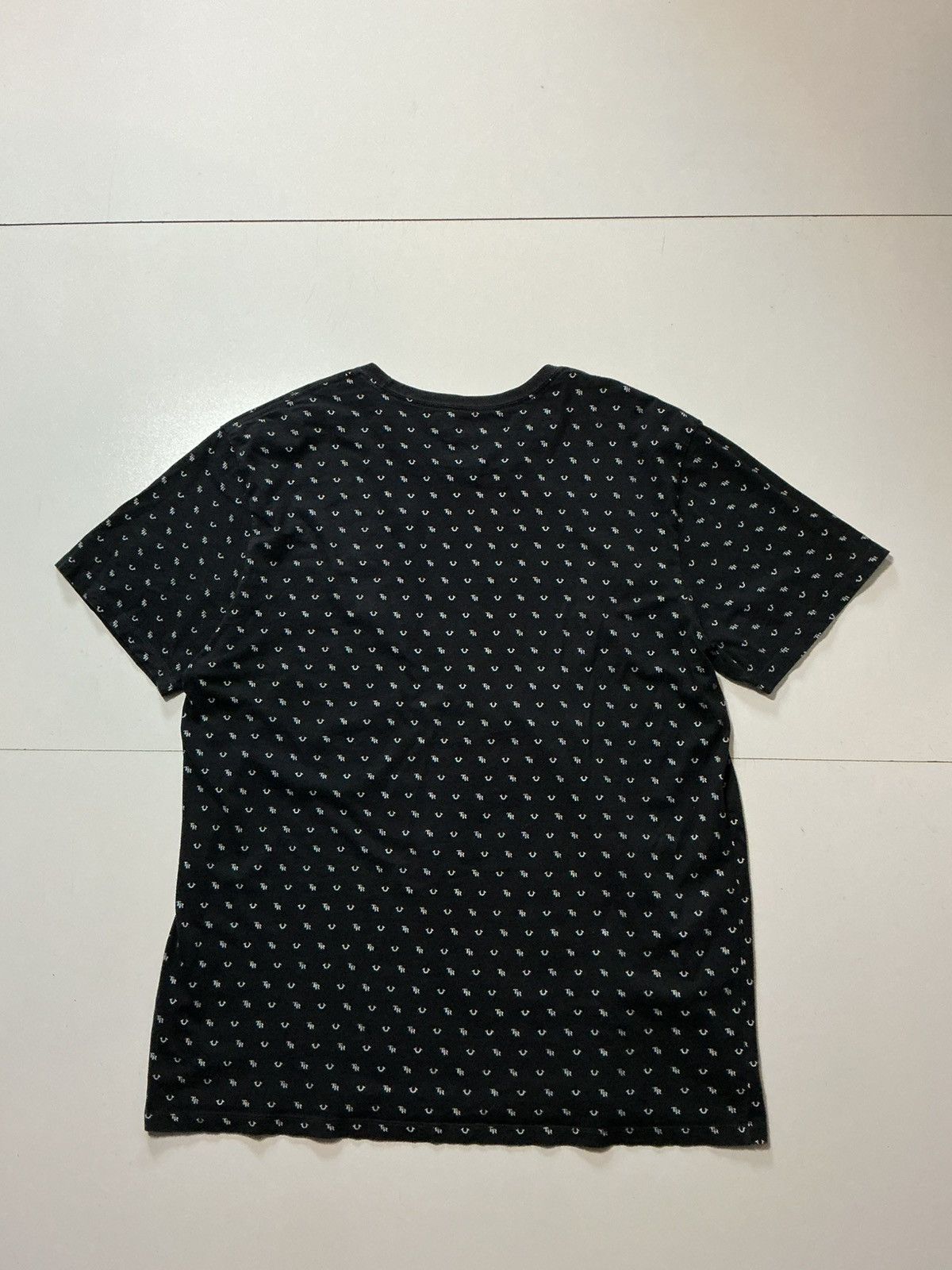 True Religion True Religion All Over Print Monogram Black S/S T-Shirt Size US XXL / EU 58 / 5 - 3 Thumbnail