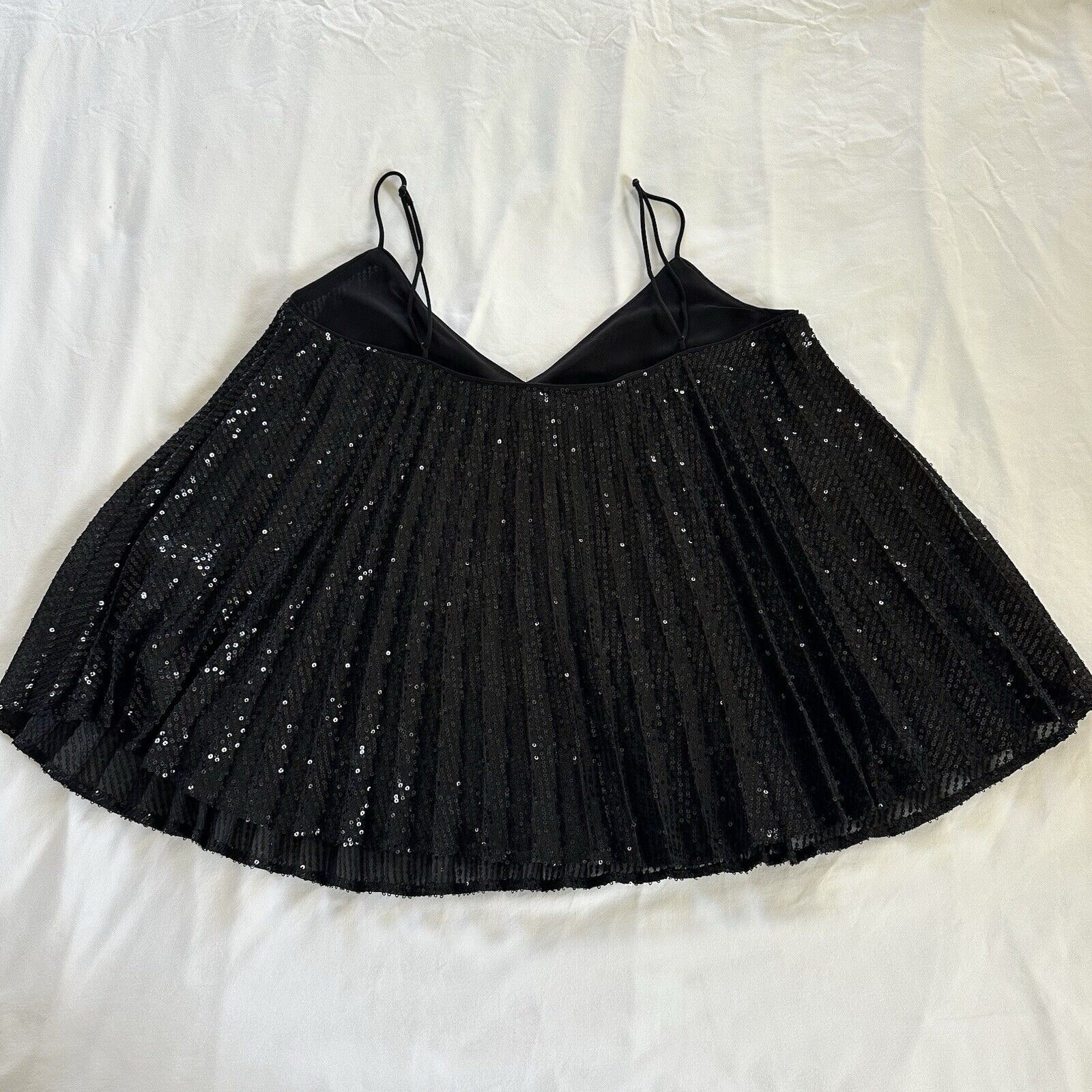 Banana Republic Banana Republic Black Pleated Sequin Trapeze Tank Small NWT Size S / US 4 / IT 40 - 9 Thumbnail