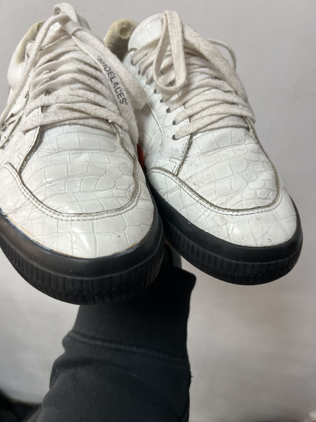 Off-White Off-White Low Vulcanized white/white Sneaker Leather Size US 8 / EU 41 - 11 Thumbnail
