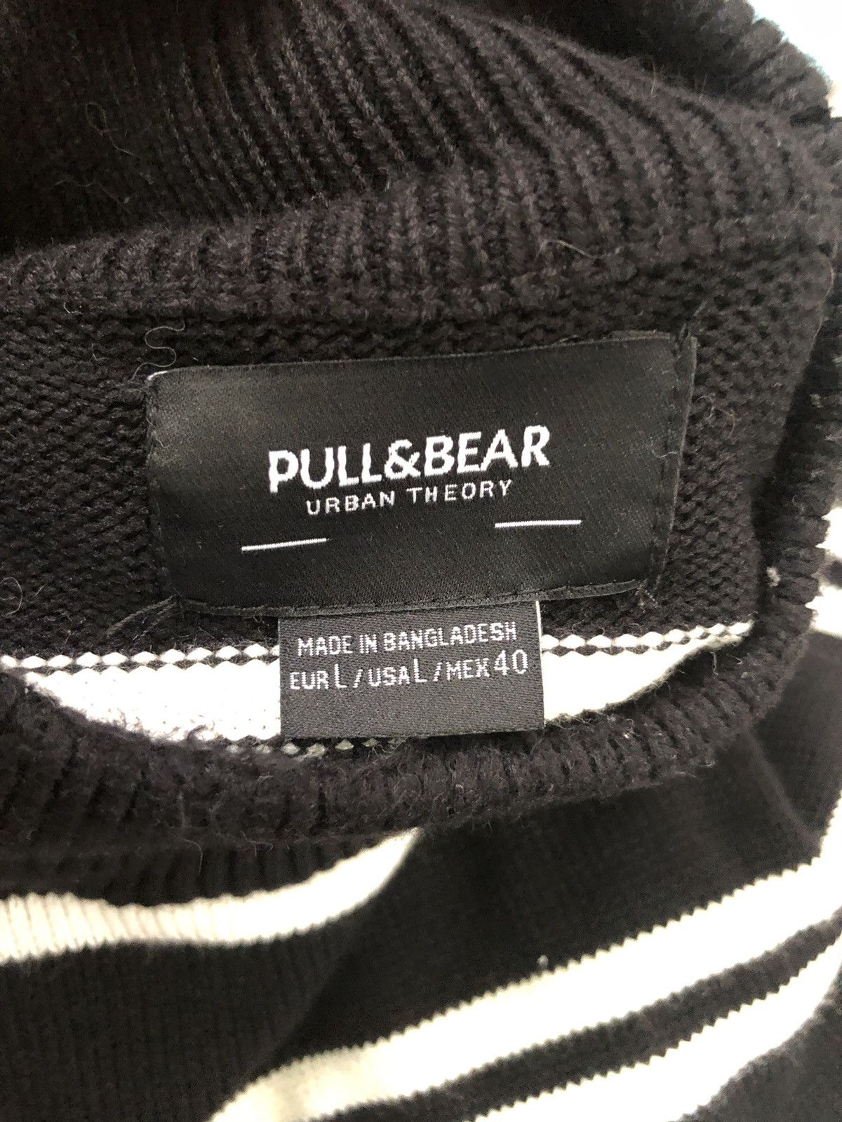 Pull & Bear Vintage Pull & Bear Crewneck Striped Knitwear Sweater Jumper Size US L / EU 52-54 / 3 - 9 Thumbnail