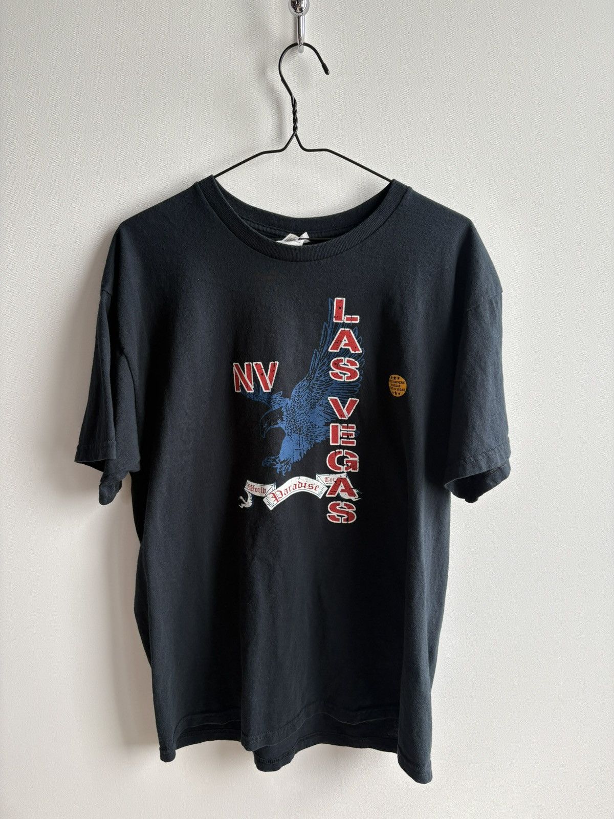 Gildan Las Vegas Nevada Gildan Vintage Streetwear Hype T-shirt Size US L / EU 52-54 / 3 - 1 Thumbnail