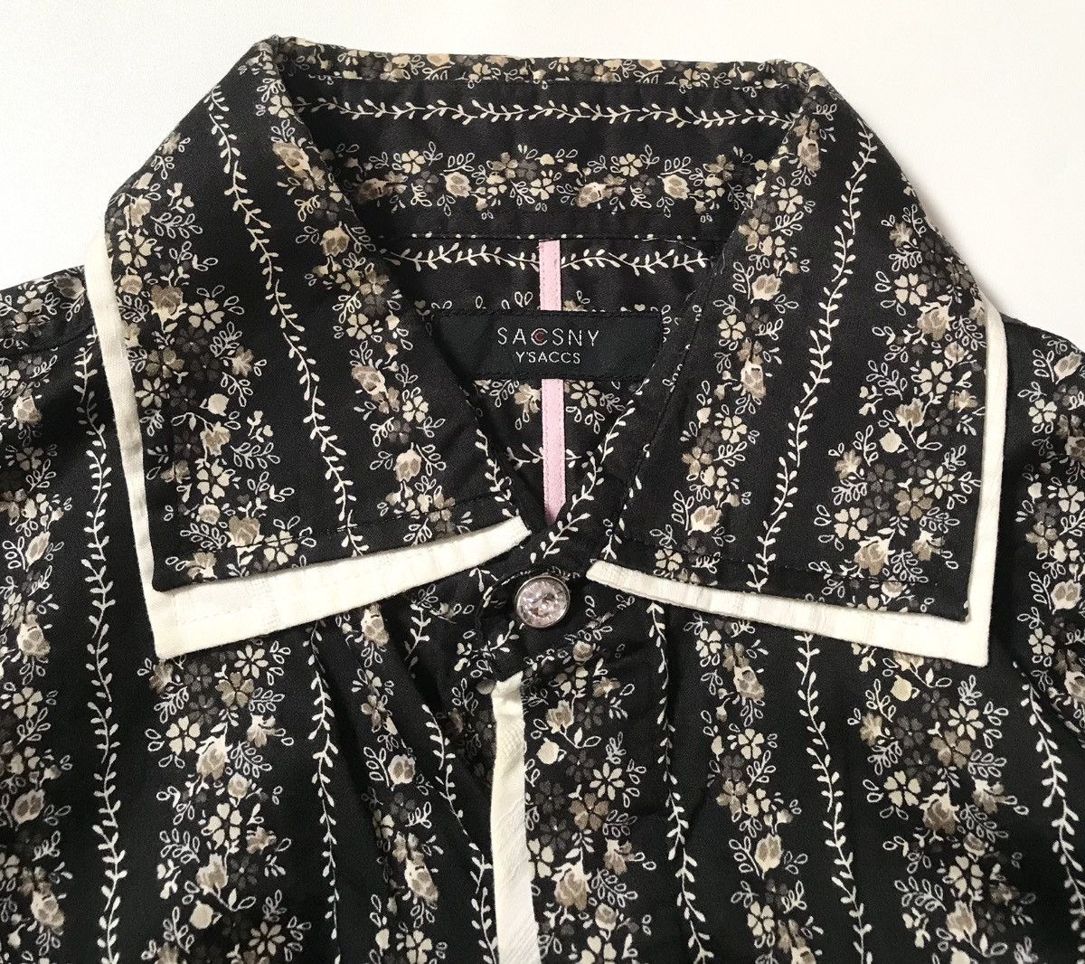 Yohji Yamamoto Vintage yohji yamamoto y’saccs printed flowers button up Size US M / EU 48-50 / 2 - 5 Thumbnail