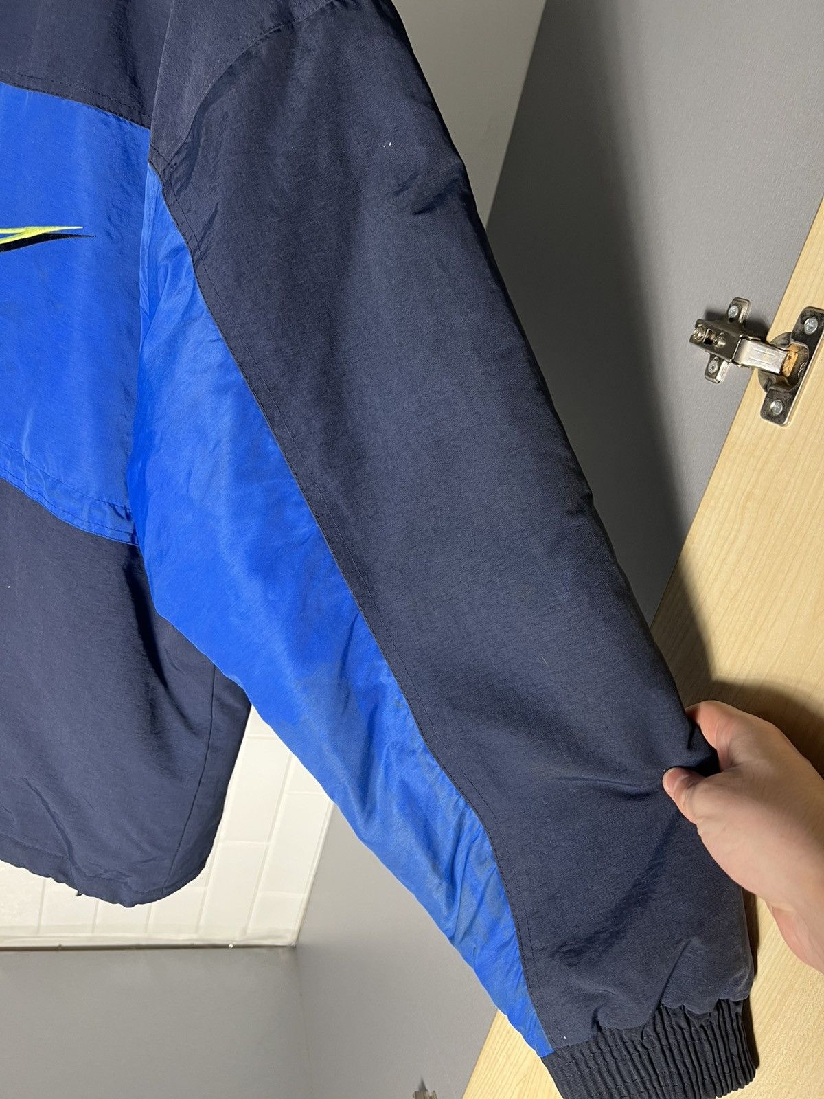 Vintage VERY RARE NIKE BIG LOGO SWOOSH RETRO JACKET INTER MILAN SOCCER JERSEY Y2K 90s Size US XXL / EU 58 / 5 - 20 Thumbnail