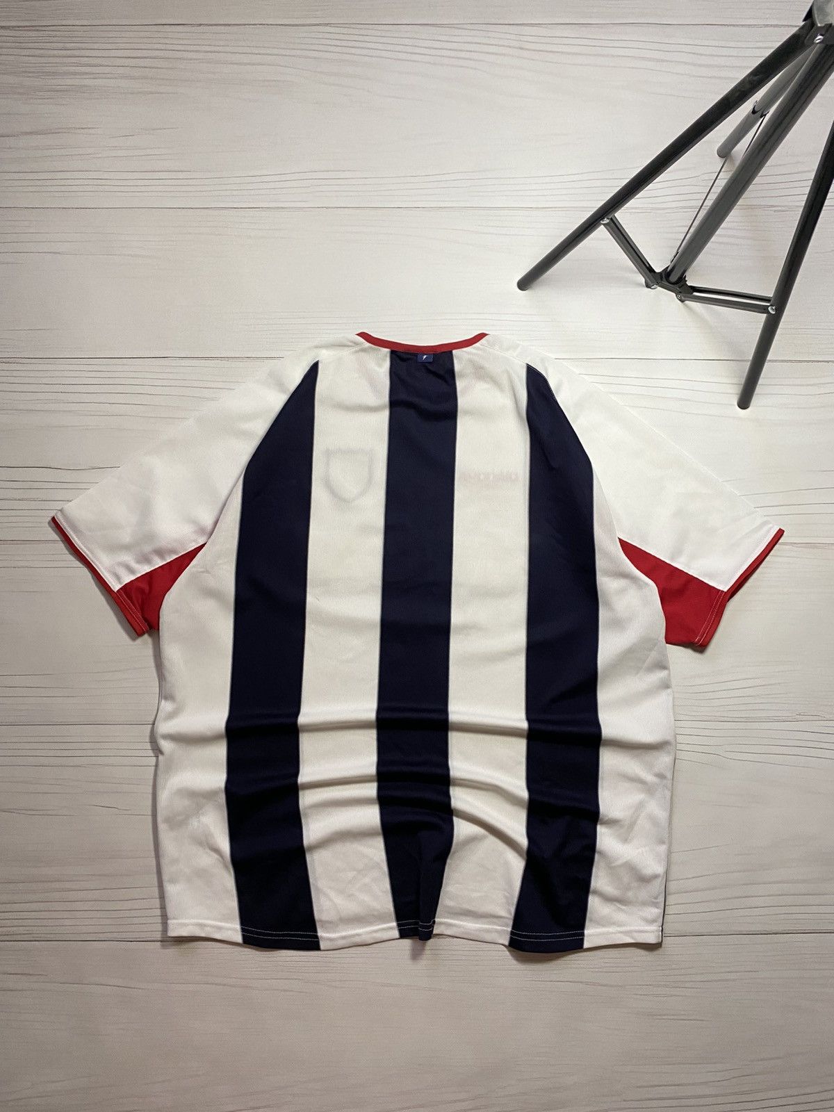 Vintage Vintage Diadora West Bromwich Albion 2003/04 home t shirt Size US XL / EU 56 / 4 - 2 Thumbnail