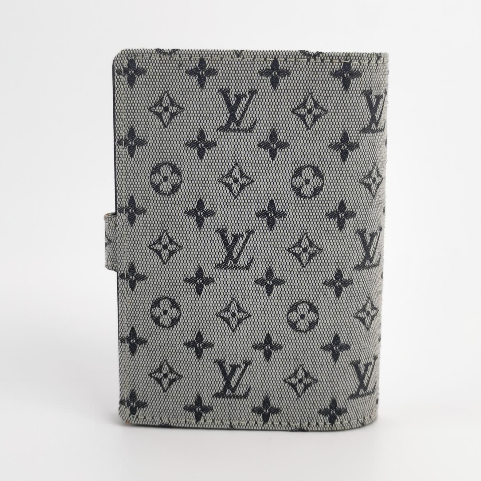 Louis Vuitton Louis Vuitton (LV) Canvas monogram notebook cover small lea Size ONE SIZE - 1 Thumbnail