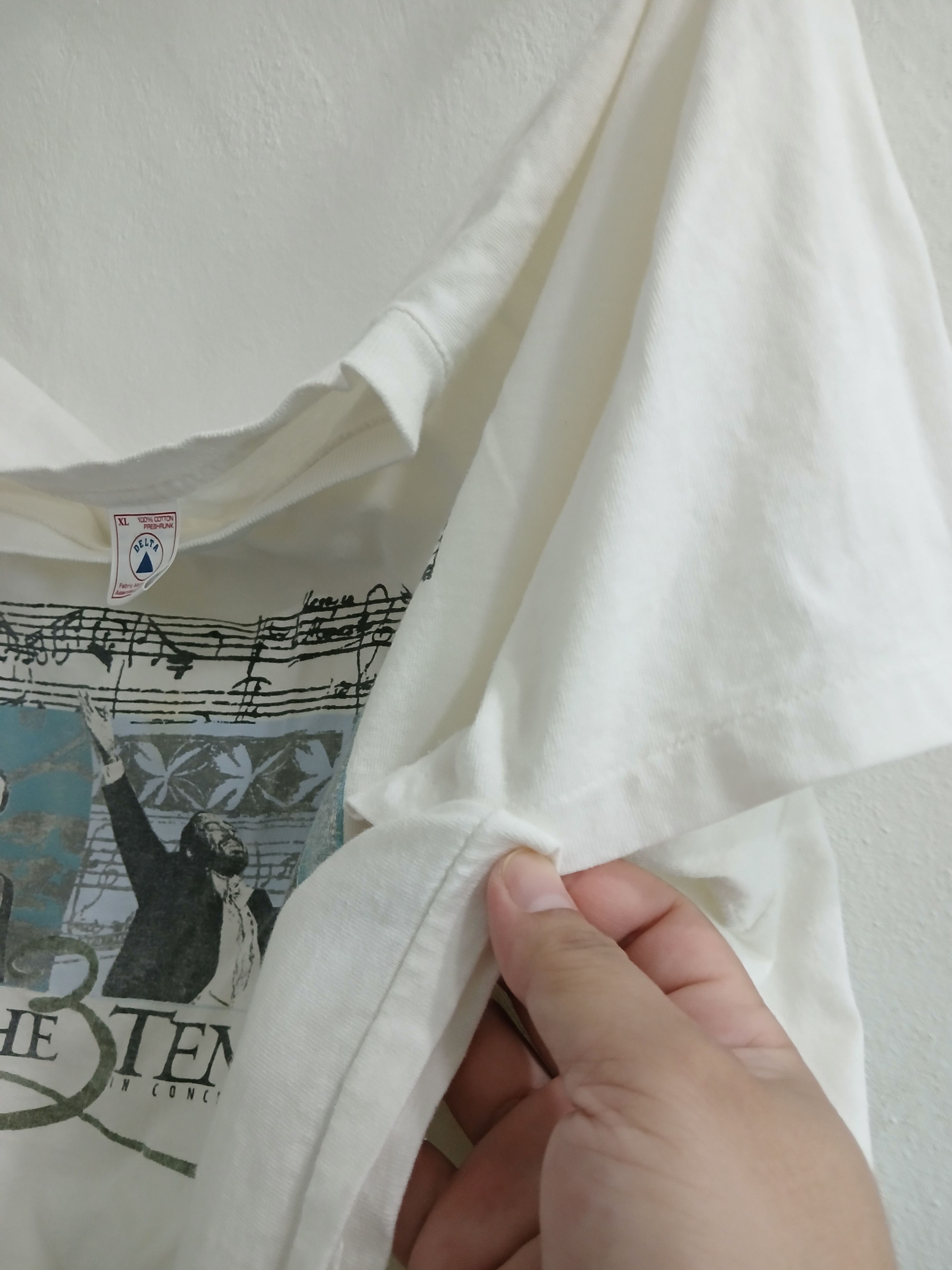 Band Tees THE TREE TENORS Opera Singing trio Group Vintage Tee 90's Size US XL / EU 56 / 4 - 3 Thumbnail