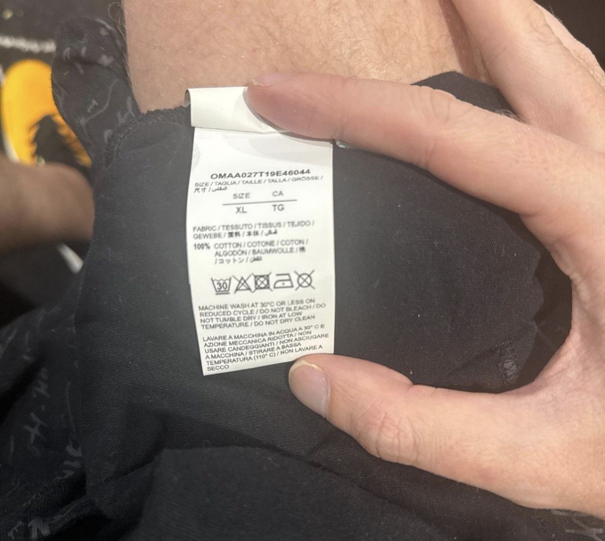 Off-White Off White logo everywhere black tee shirt Size US XL / EU 56 / 4 - 5 Thumbnail