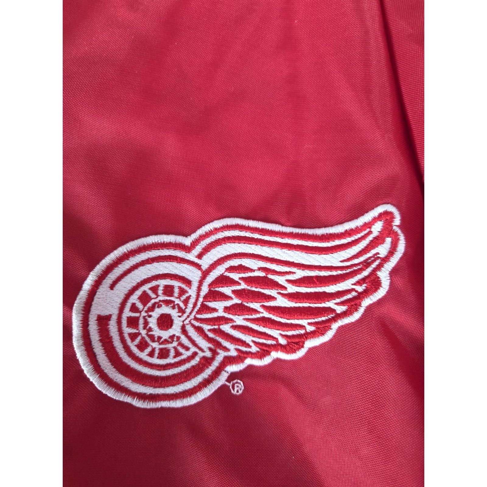 NHL VINTAGE DeLong Detroit Red Wings Windbreaker Jacket XL USA NHL Half Zip Pullover Nylon Red 90s Men Zip Regular Signature Theme: 90s (no extra text) Size US XL / EU 56 / 4 - 4 Thumbnail
