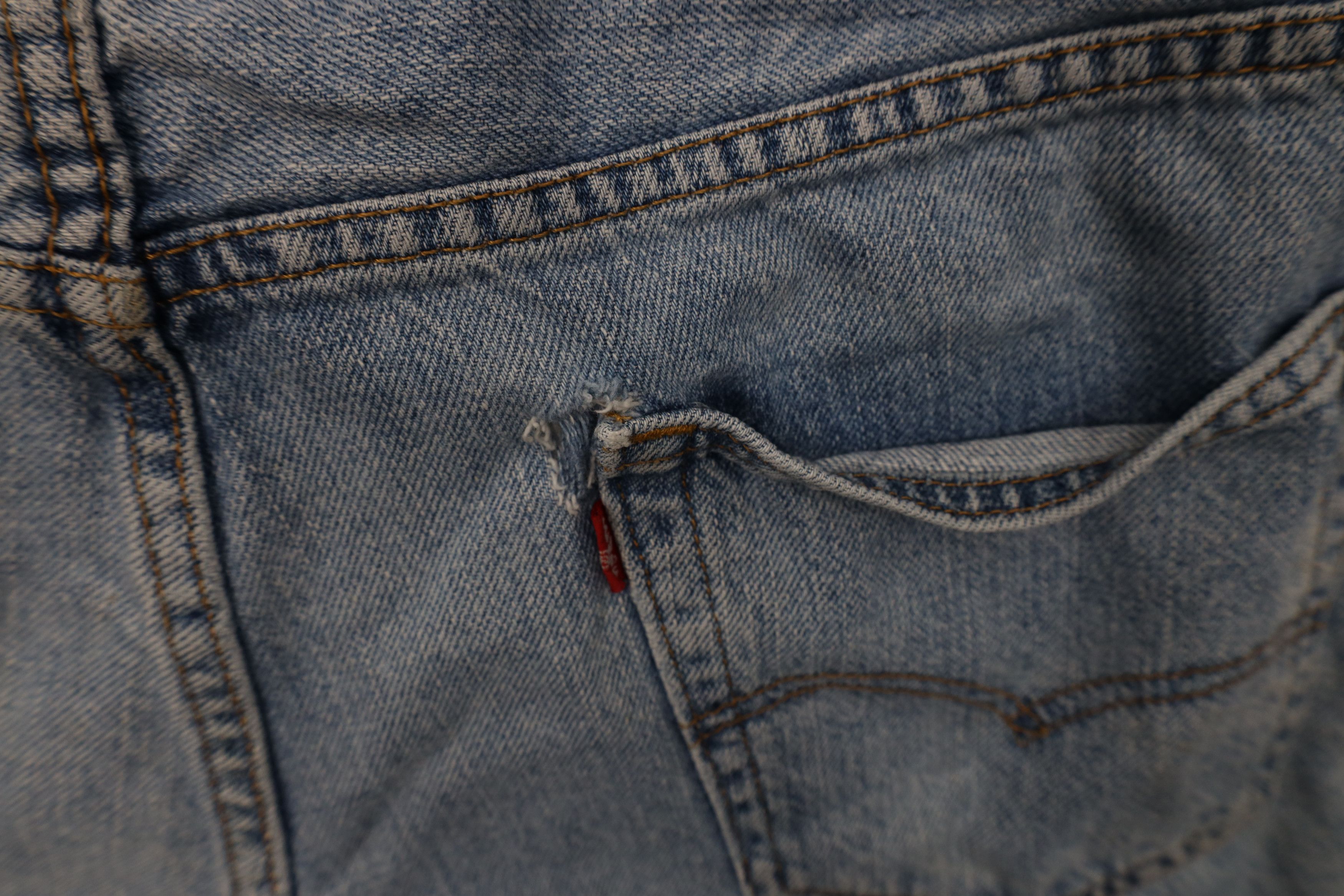Levi's Vintage Y2K Levis 550 Relaxed Fit Denim Jean Shorts Jorts Size US 34 / EU 50 - 13 Thumbnail