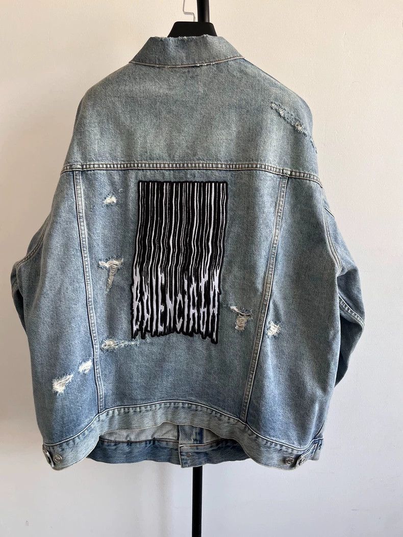 Balenciaga Balenciaga FW21 Barcode Oversize Denim Jacket Size US S / EU 44-46 / 1 - 2 Thumbnail