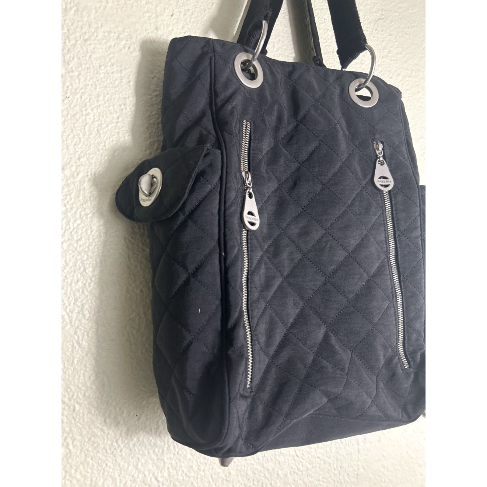 Vintage Baggallini Quilted Shoulder Large Tote Bag Black Nylon Zippers Travel Women Size ONE SIZE - 2 Thumbnail