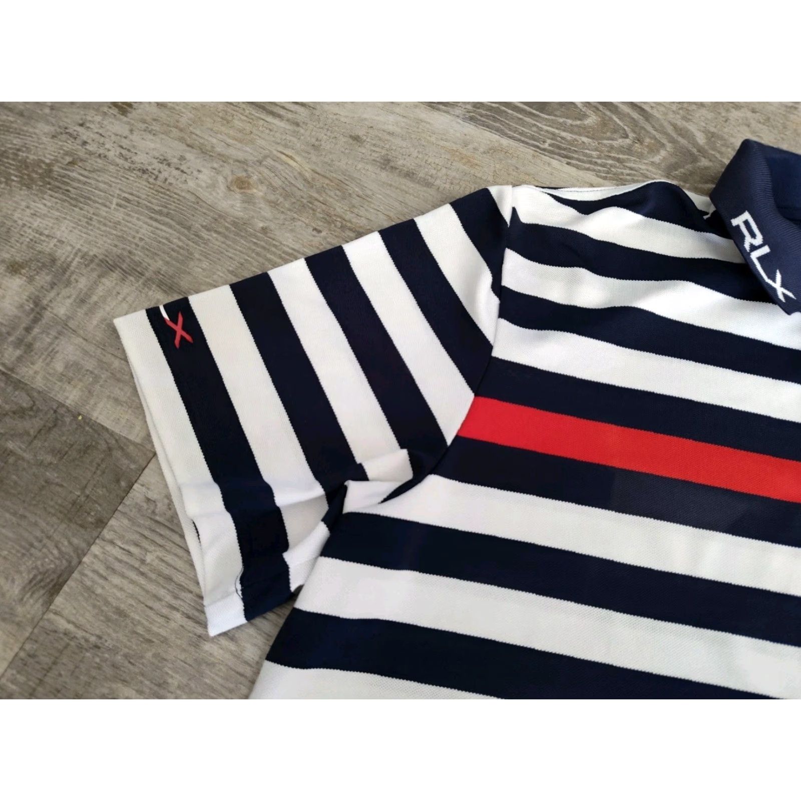 RLX Ralph Lauren RLX Ralph Lauren Polo Shirt Mens Large Striped Golf Collared Blue White Size US L / EU 52-54 / 3 - 4 Thumbnail