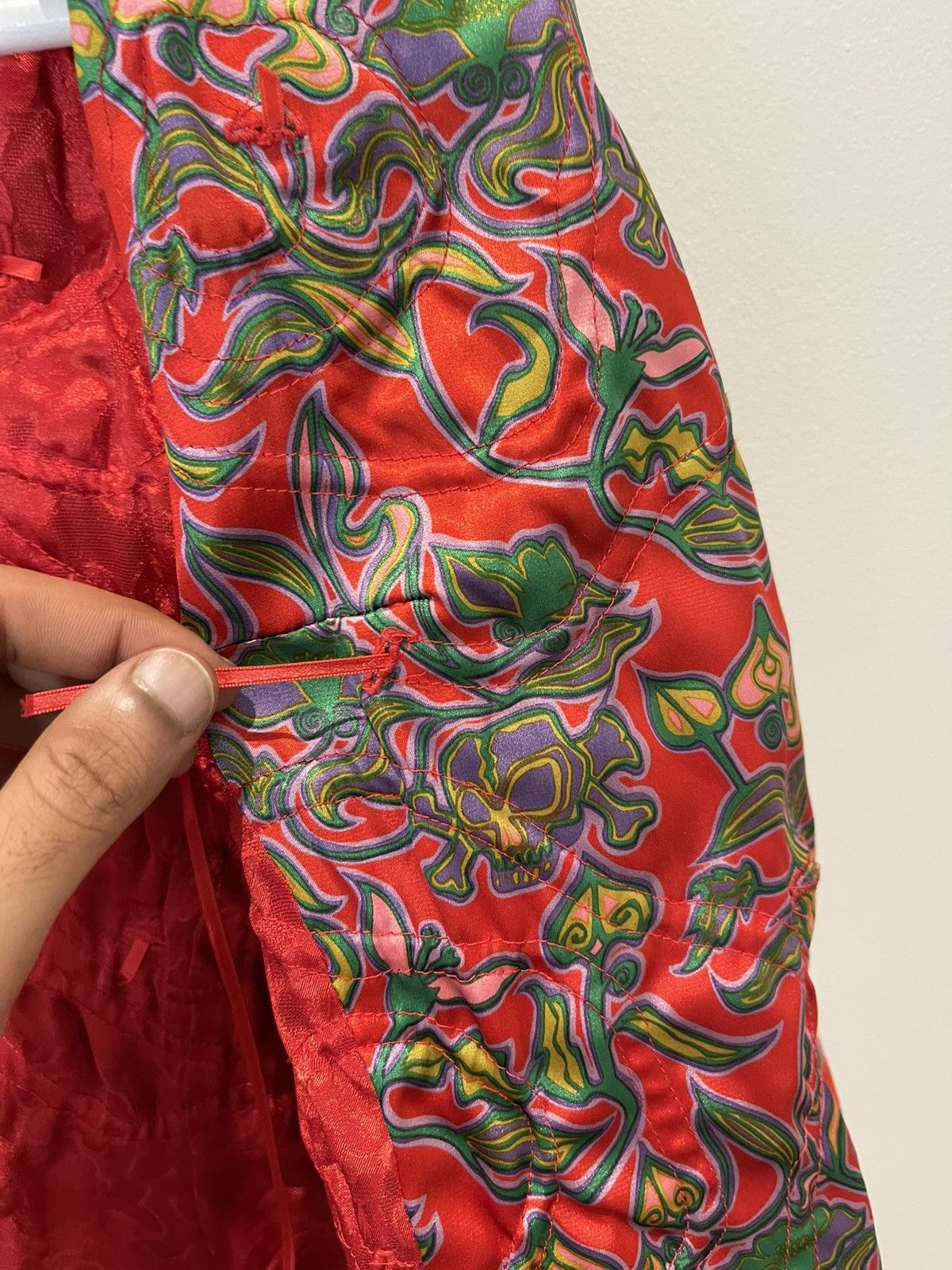 Undercover Undercover FW01 “DAVF” Red Skull-Floral Jacket w Drawstrings Size S / US 4 / IT 40 - 16 Thumbnail
