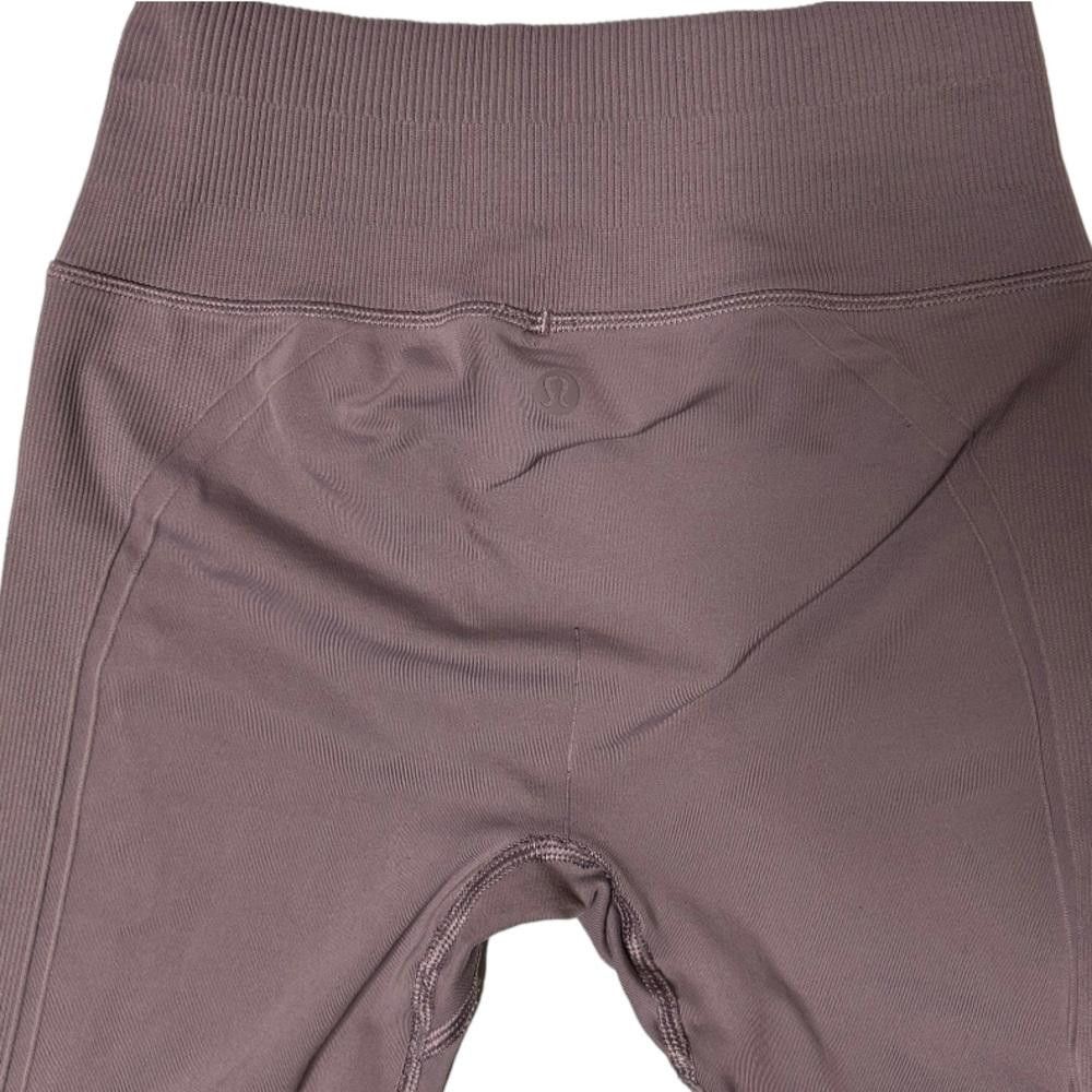 Lululemon lululemon athletica l Iconic Sweat Legging Lavender Size 4 Size 27" / US 4 / IT 40 - 8 Thumbnail