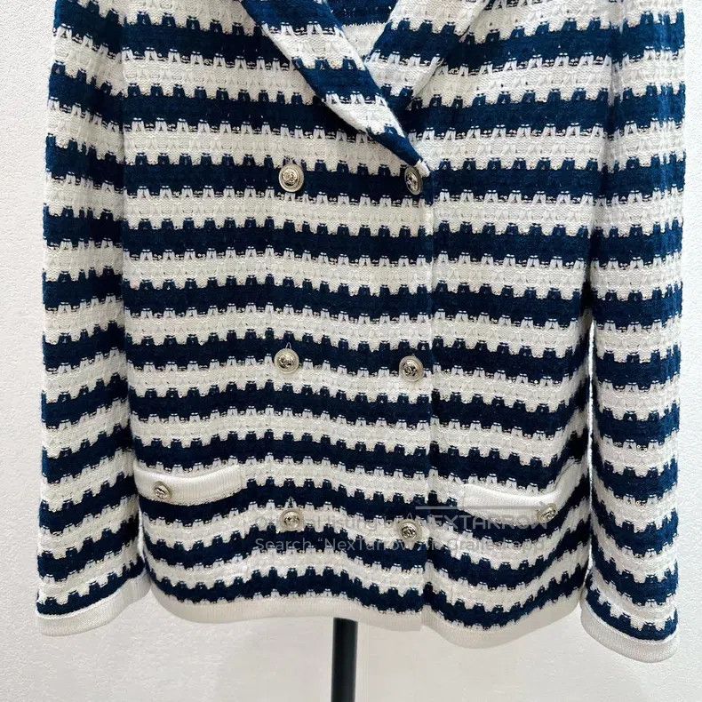 Chanel Chanel 21 spring and summer striped sequin cardigan coat Size S / US 4 / IT 40 - 5 Thumbnail
