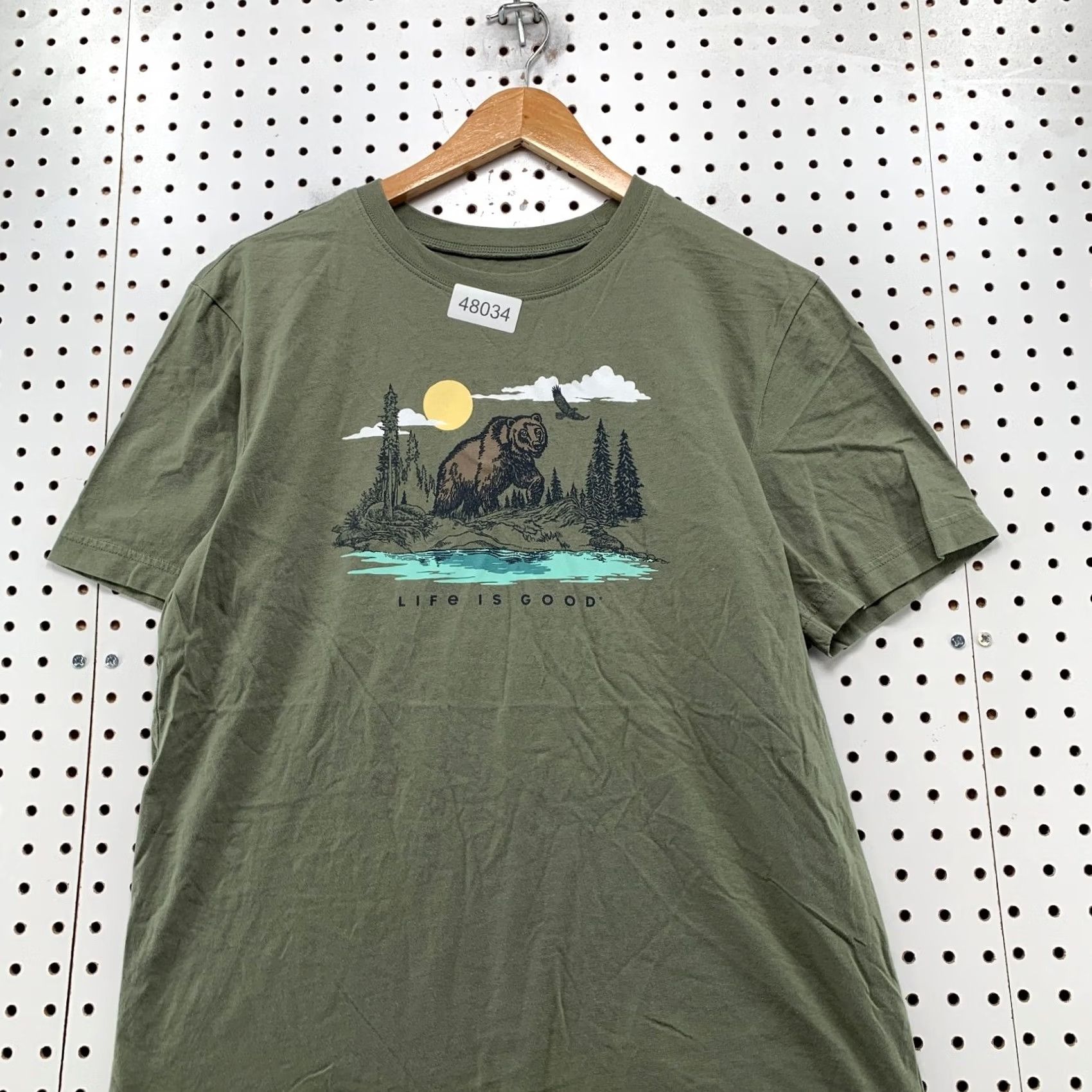 Life is Good Life is Good Shirt Mens M Olive Green Nature Outdoor Brown Bear Shirt Size US M / EU 48-50 / 2 - 4 Thumbnail