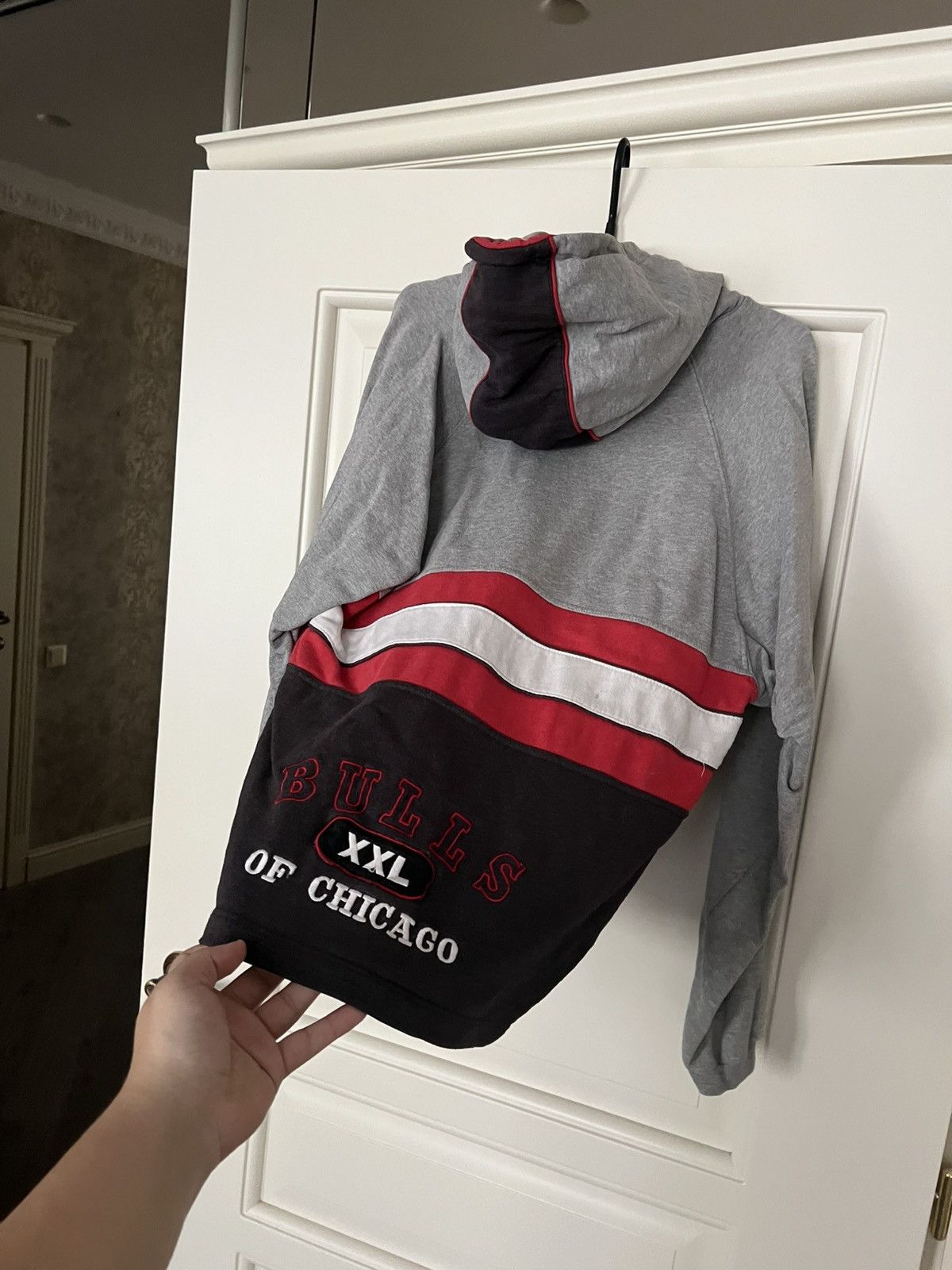 NBA Vintage Champion Chicago Bulls NBA Hoodie Size US S / EU 44-46 / 1 - 15 Thumbnail