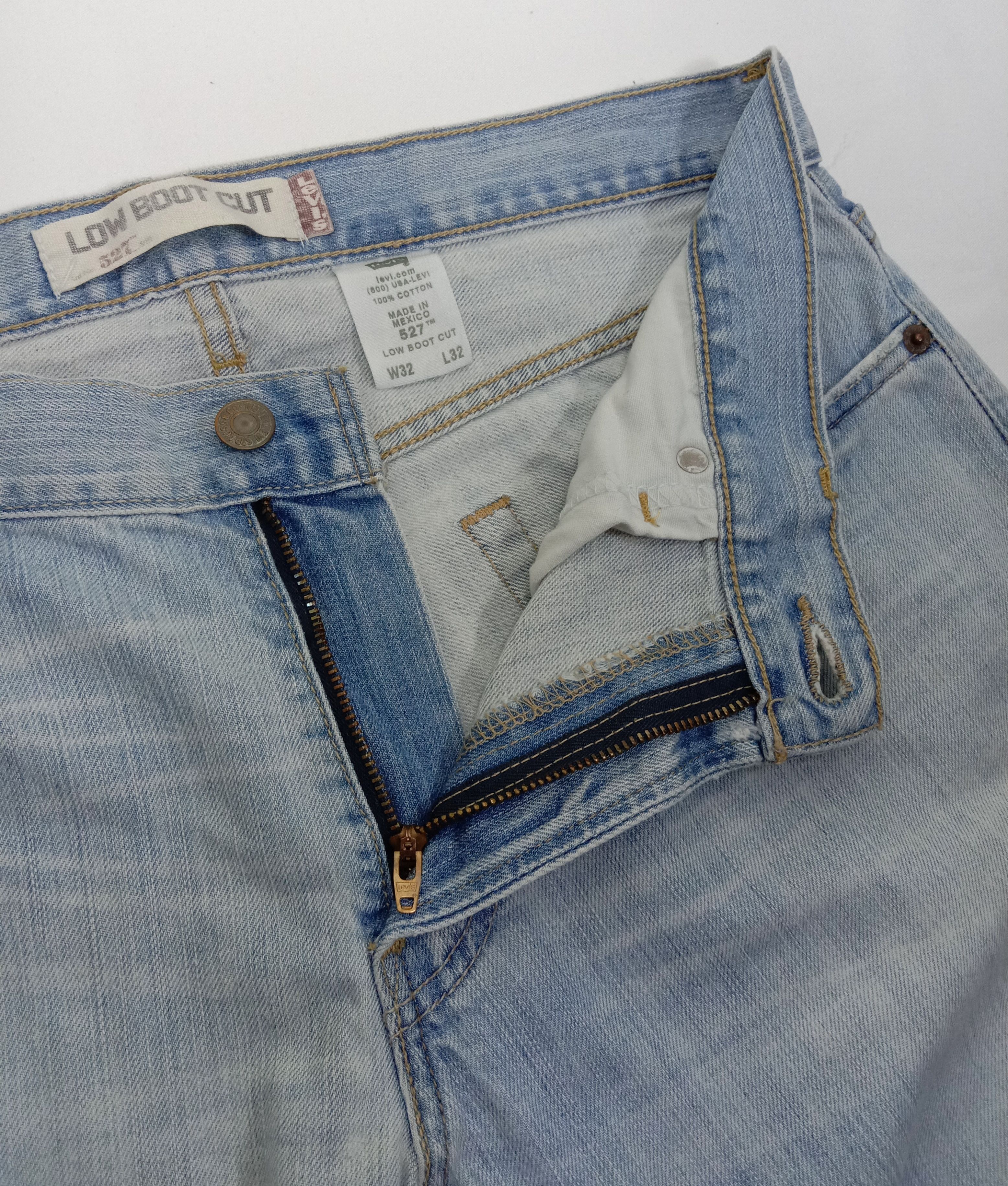 Levi's Vintage Levi's 527 Flare Jeans Light Wash Denim Size US 32 / EU 48 - 9 Thumbnail