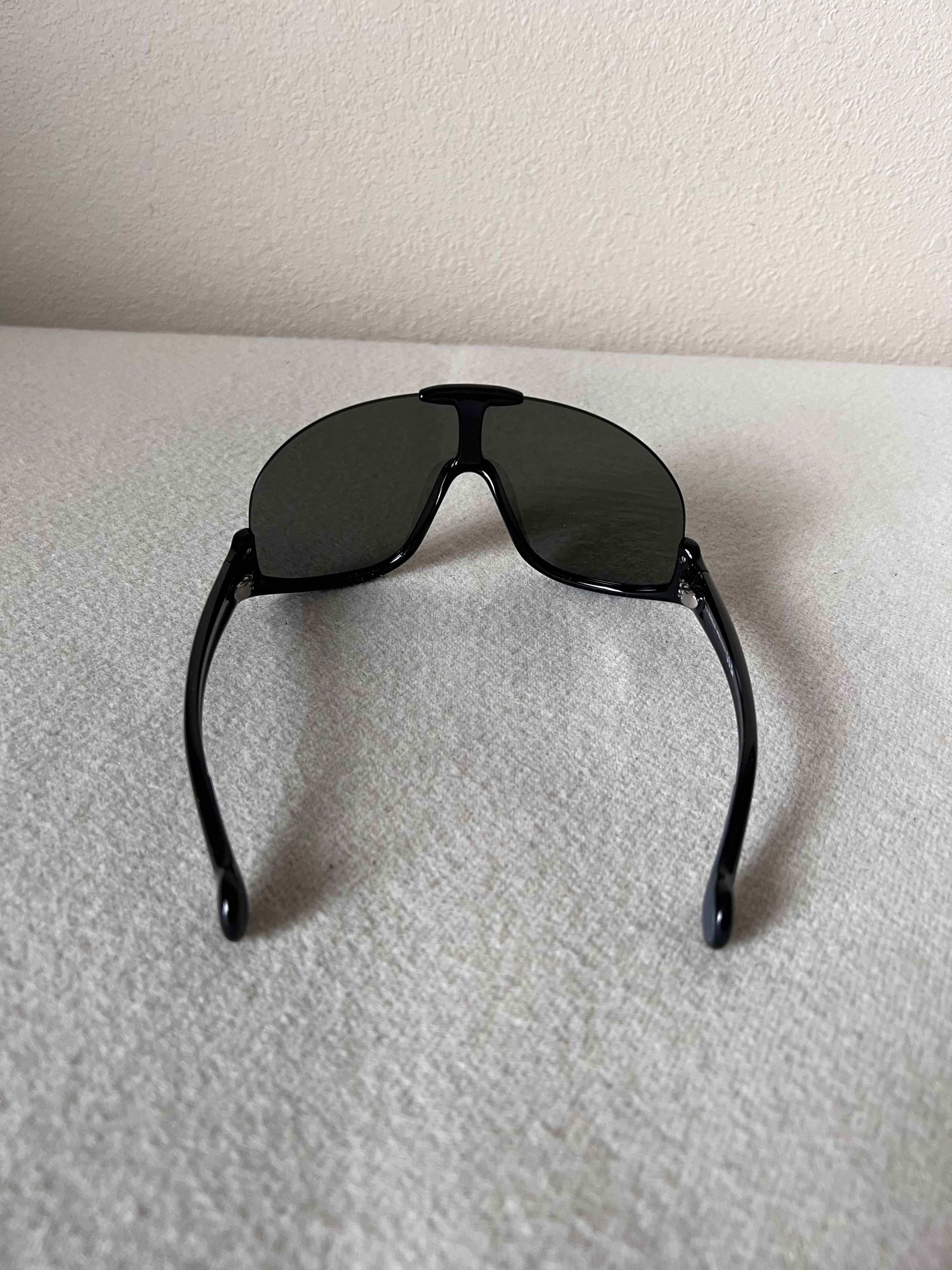 Moncler Moncler Shield Frame Visseur Sunglasses in Black ML0230 Size ONE SIZE - 6 Thumbnail