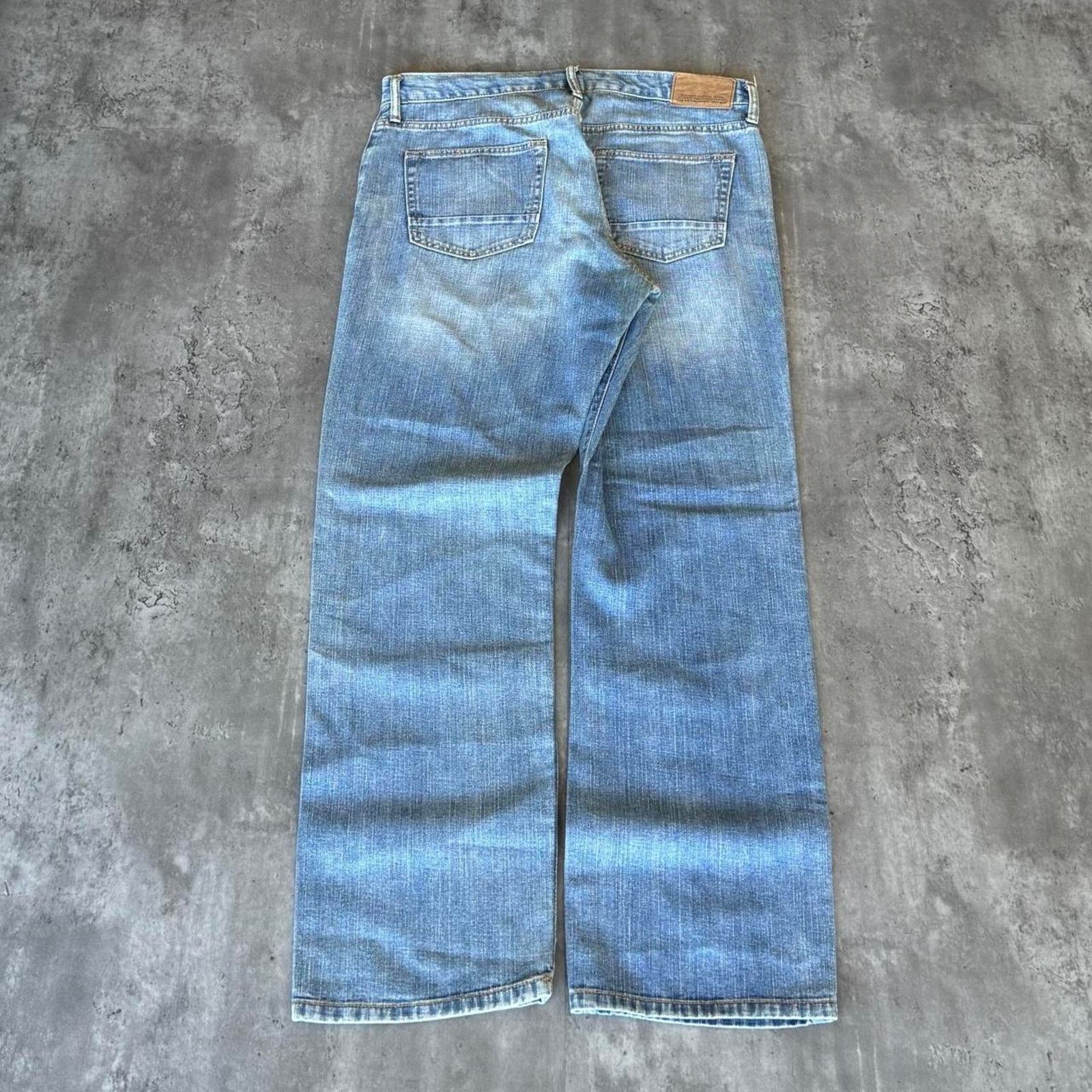Vintage Old Navy Light Wash Premium Denim Jeans Size US 34 / EU 50 - 1 Thumbnail