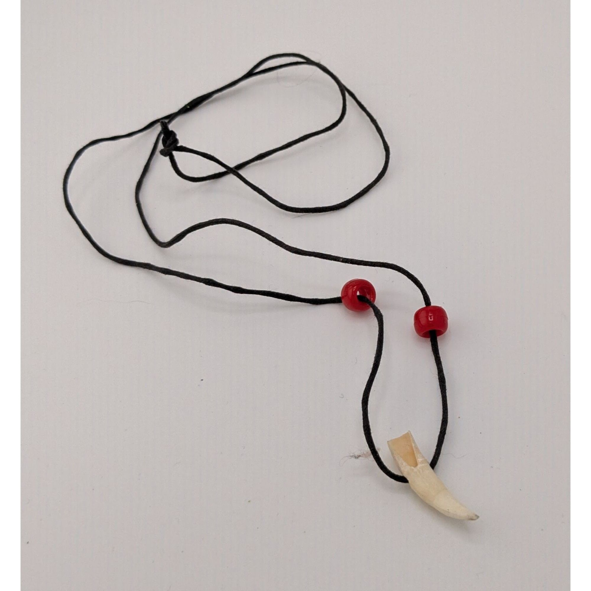 Handmade Handmade Tooth Pendant Necklace With Red Beads Size ONE SIZE - 8 Thumbnail