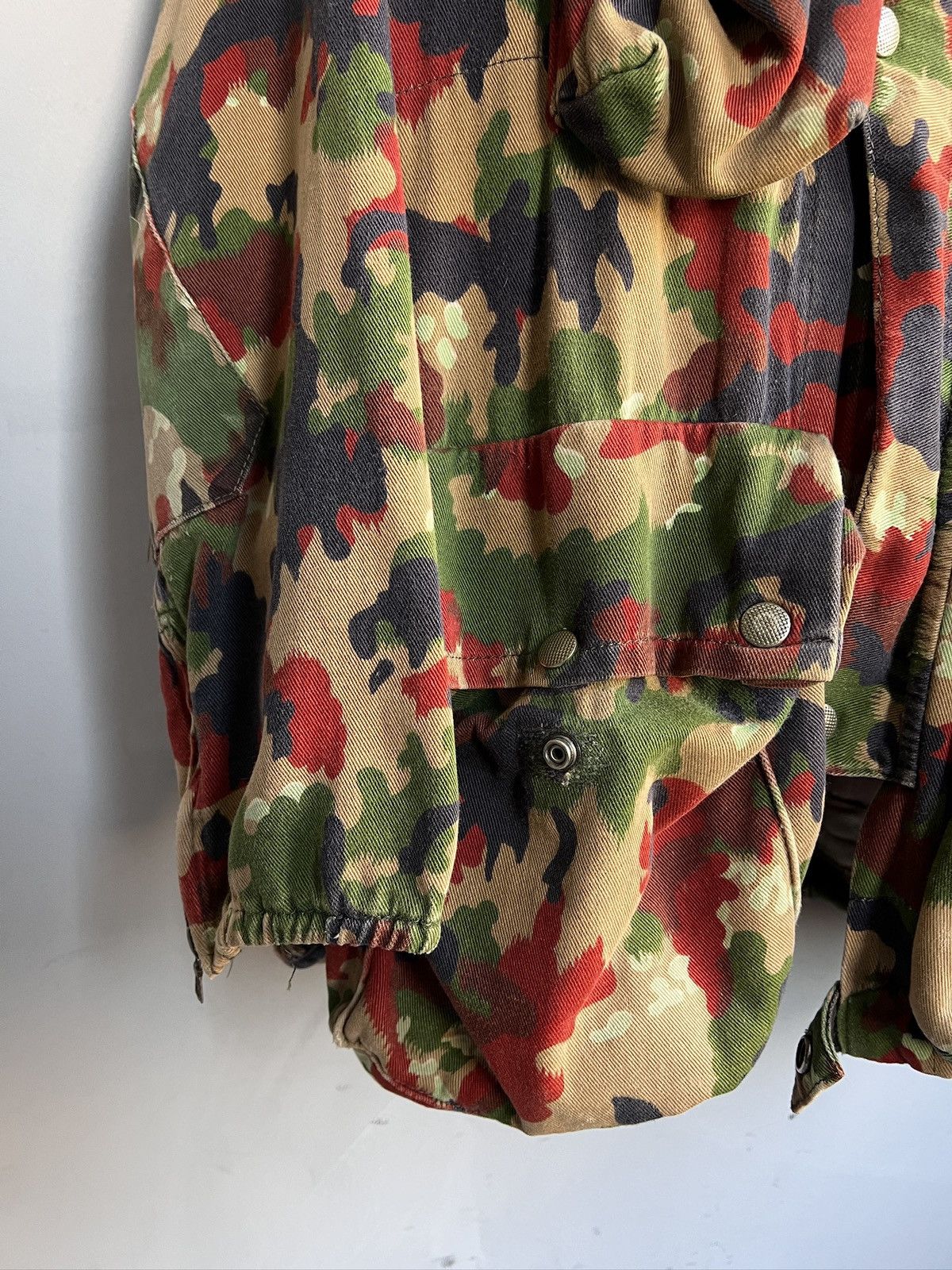 Issey Miyake Vintage Multi Camo Military Hooded jacket swiss army Y2K Size US M / EU 48-50 / 2 - 8 Thumbnail
