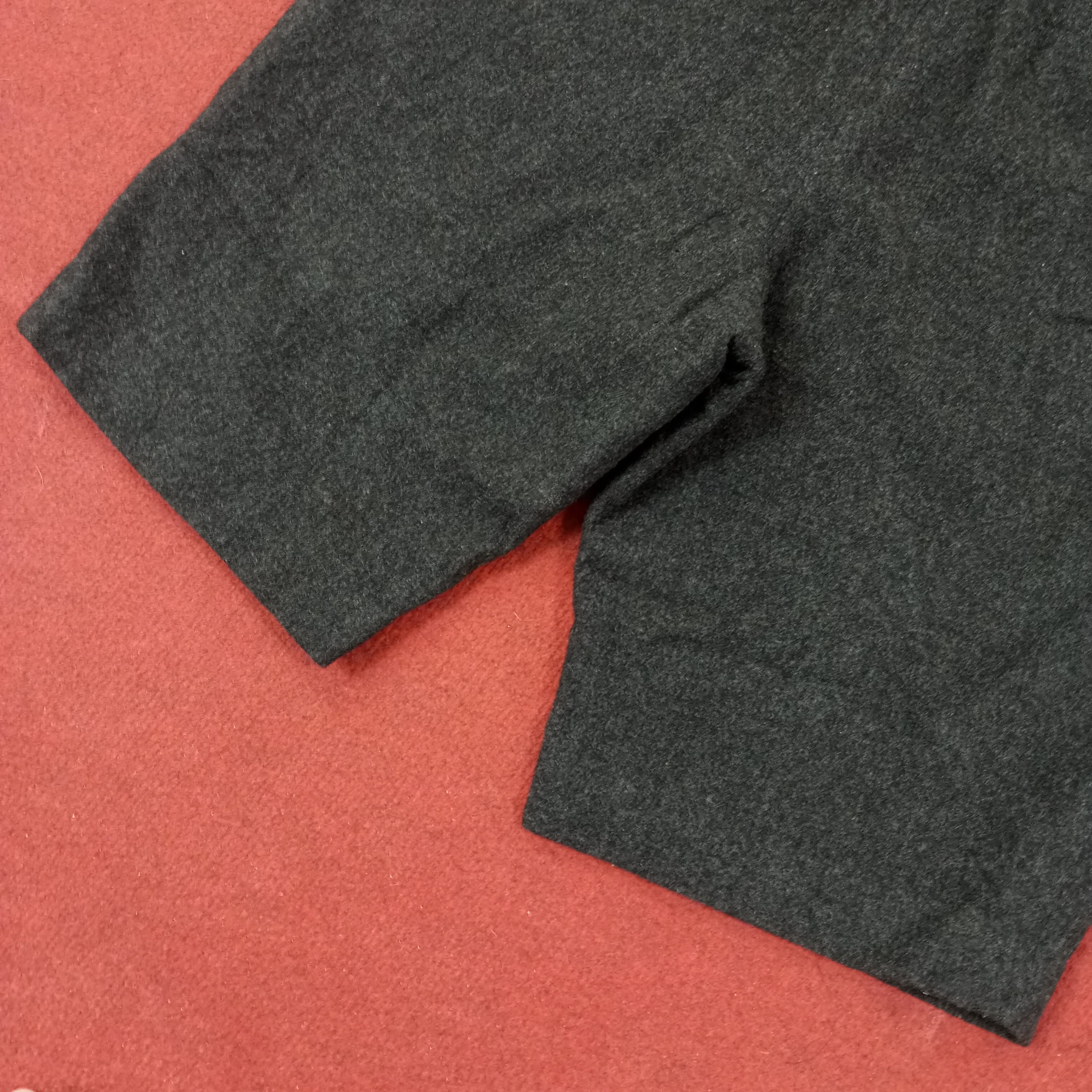 Hai Sporting Gear Hai Sporting Gear by Issey Miyake Designer Short Pant c252n7 Size US 27 - 6 Thumbnail